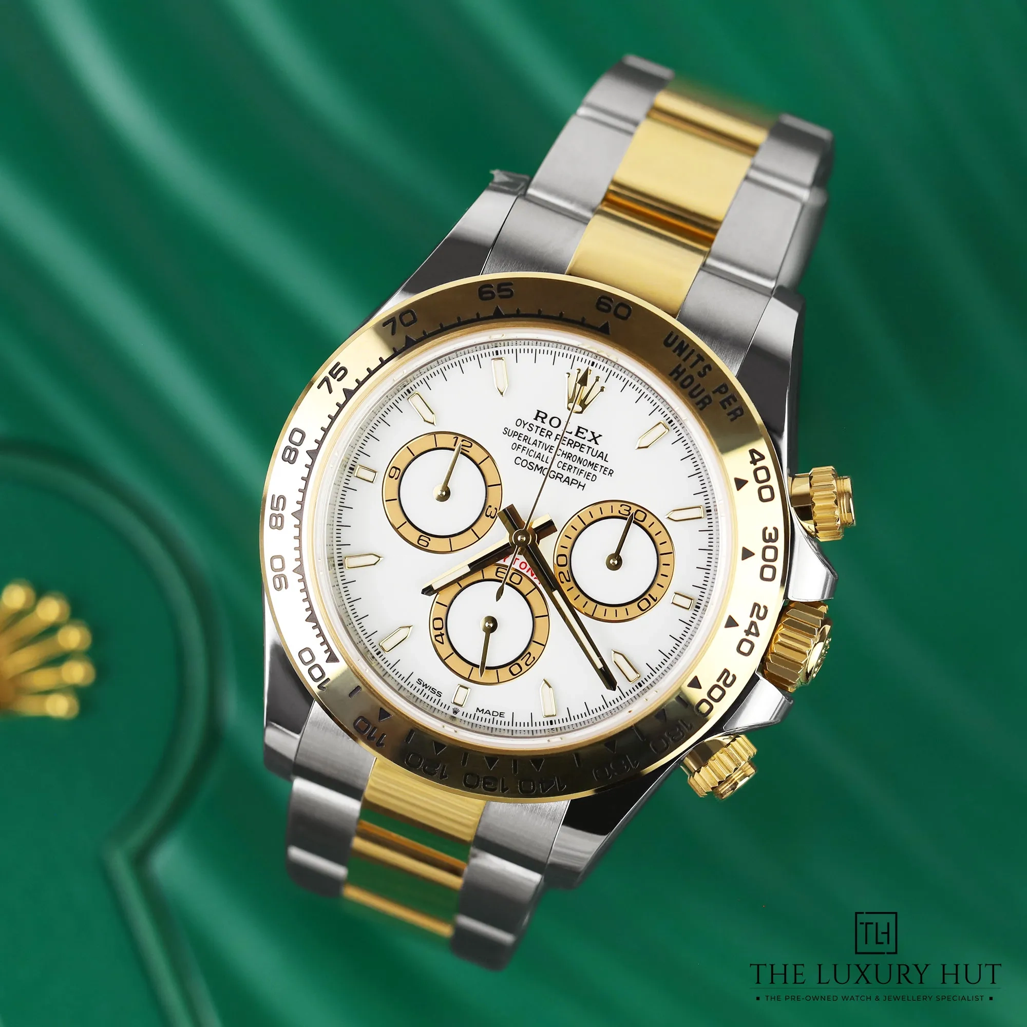 2026/04/97e0b6a0-83a0-4938-8814-0ce417370716Rolex_Daytona_Bi-Metal_40mm_White_52831-b.jpg.webp