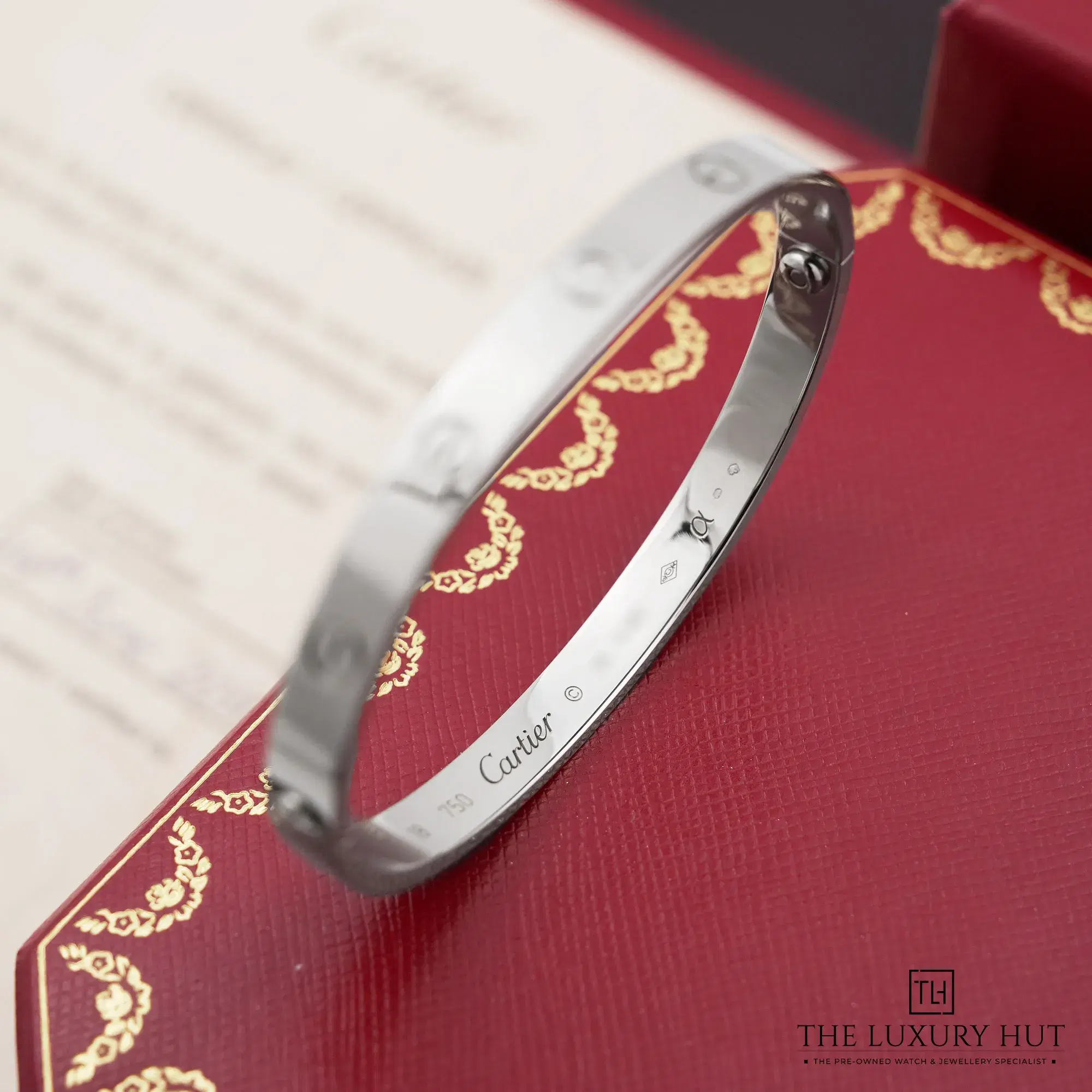 2026/04/a4674ba8-89c4-46bf-b124-3883a0fdca9fCartier_18ct_White_Gold_LOVE_Bangle_Classic_52700-c.jpg.webp