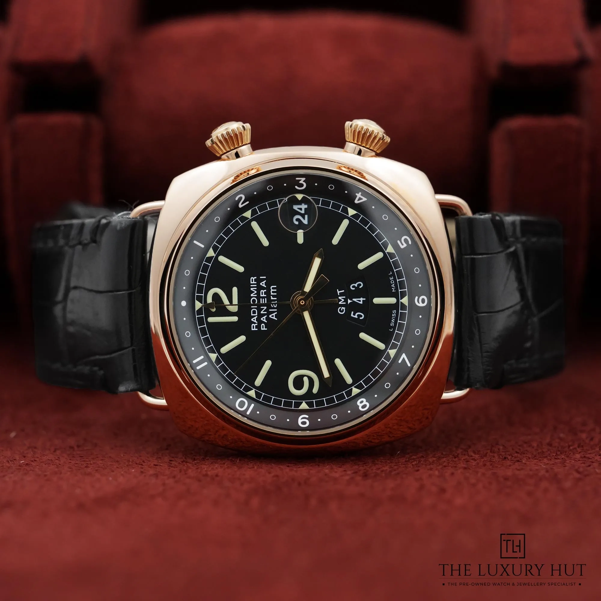 2026/04/b29919a4-03cf-4135-b393-39a8fc73c29cPanerai_Radiomir_GMT_Rose_Gold_42mm_Black_52846-c.jpg.webp