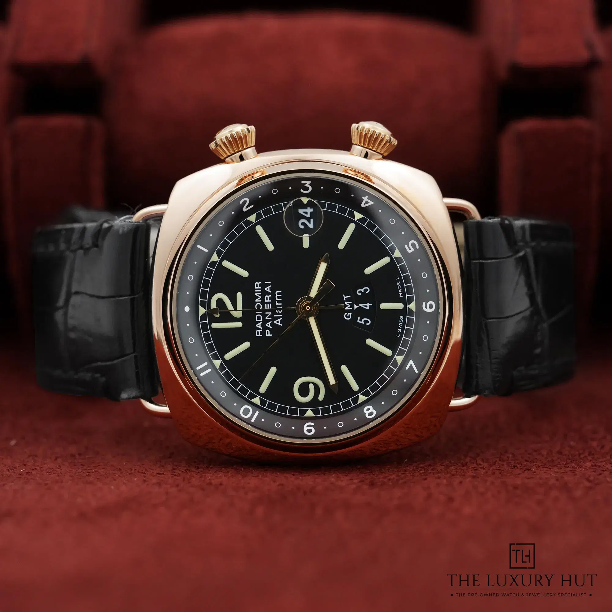 2026/04/b29919a4-03cf-4135-b393-39a8fc73c29cPanerai_Radiomir_GMT_Rose_Gold_42mm_Black_52846-c.jpg.webp