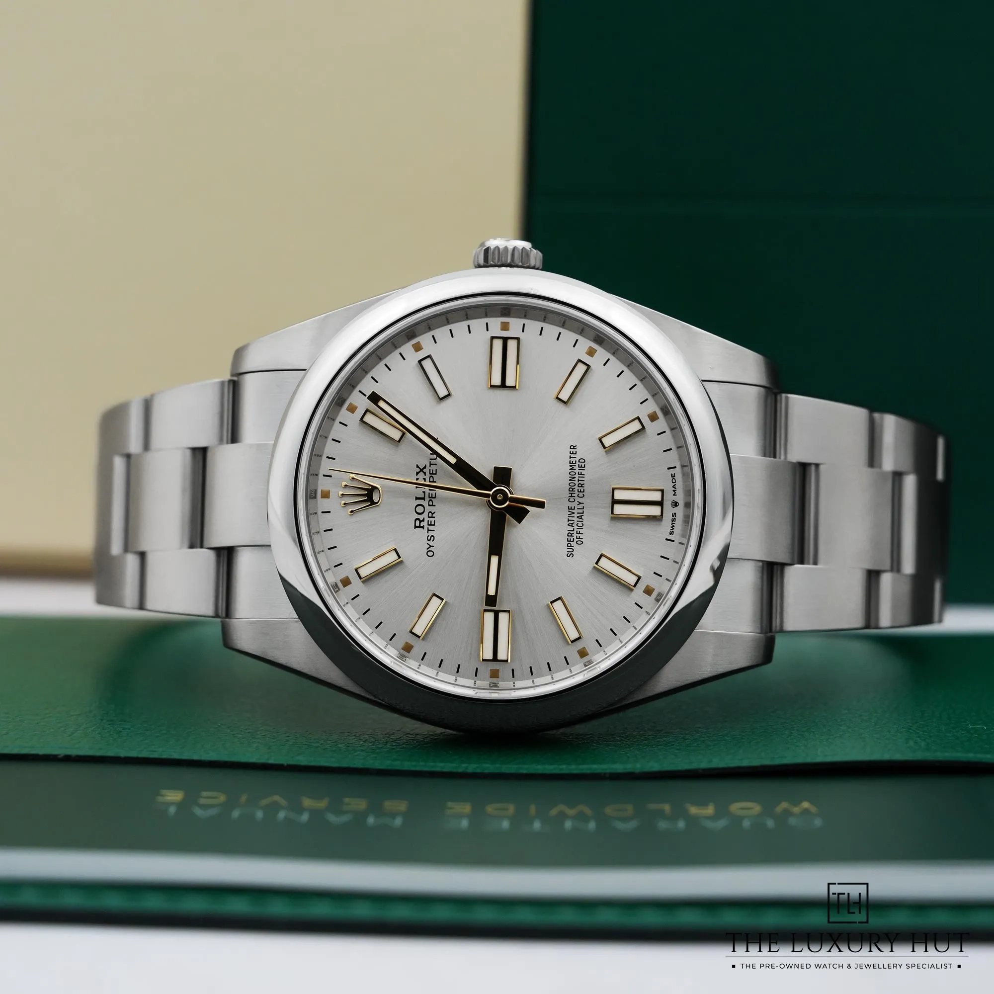 2026/04/b5a856c6-015d-432d-83b2-e80148dcd91cRolex_Oyster_Perpetual_41_Steel_Silver_Dial_52870-c.jpg.webp