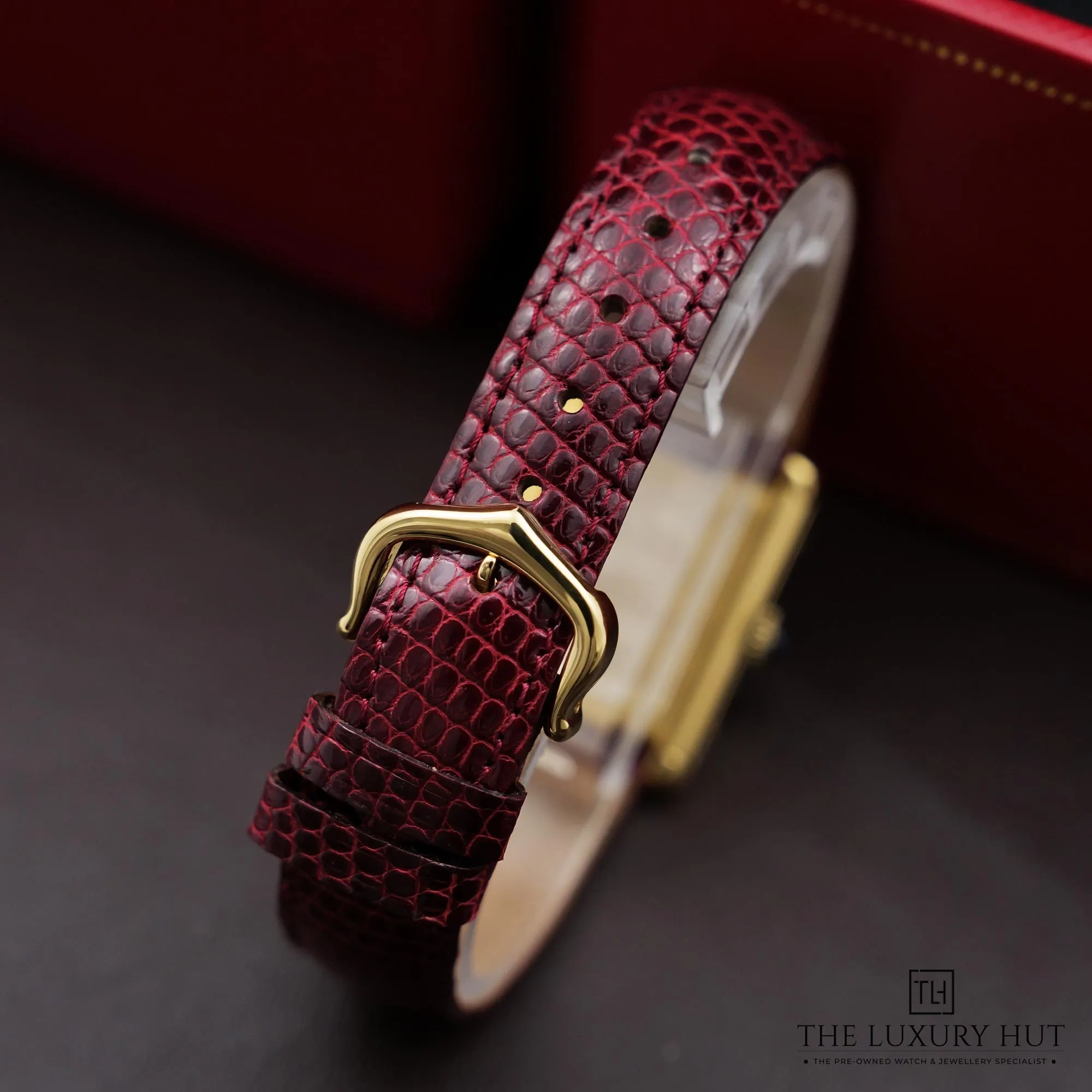 2026/04/c49685df-71b1-4d96-a2d8-d7d4653b0a11Cartier_Tank_Vermeil_Must_Burgundy_Dial_52772e.jpg.webp