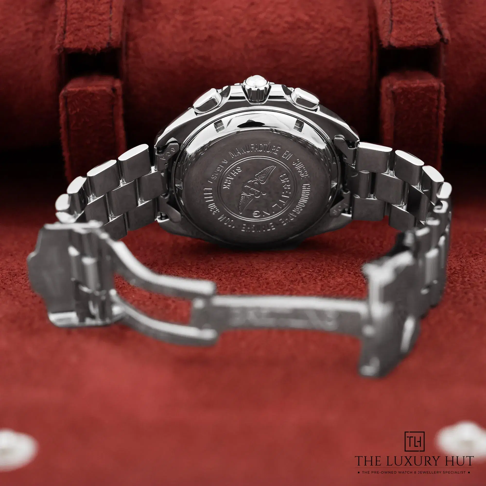 2026/04/cf36b981-f246-47de-be5e-1a11559949a8Breitling_Shark_Chronograph_Steel_41_White_52828-d.jpg.webp