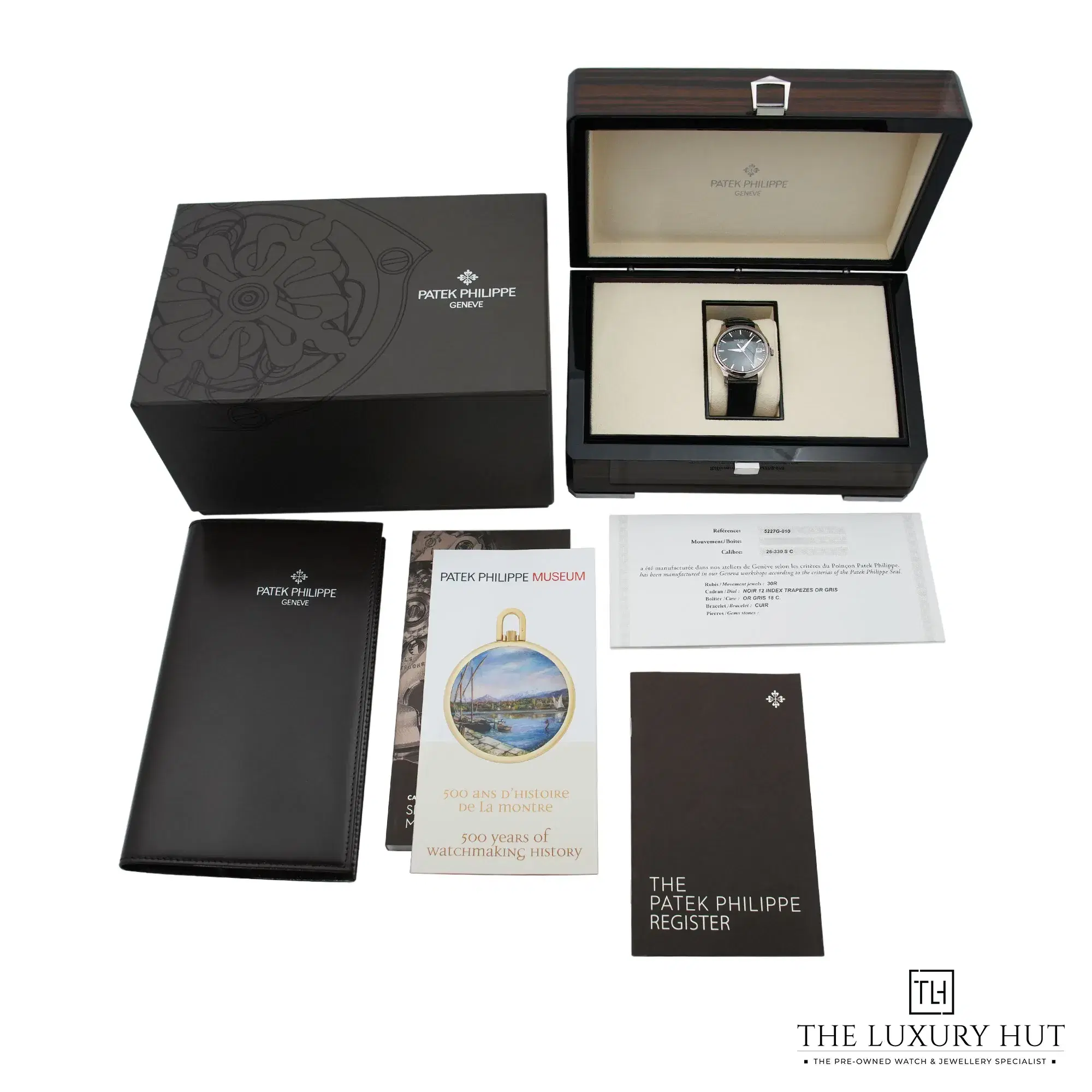 2026/04/e700a1ec-662e-4e93-9c92-b1d486261c7cPatek_Philippe_Calatrava_Black_5227G-010_52859-g.jpg.webp