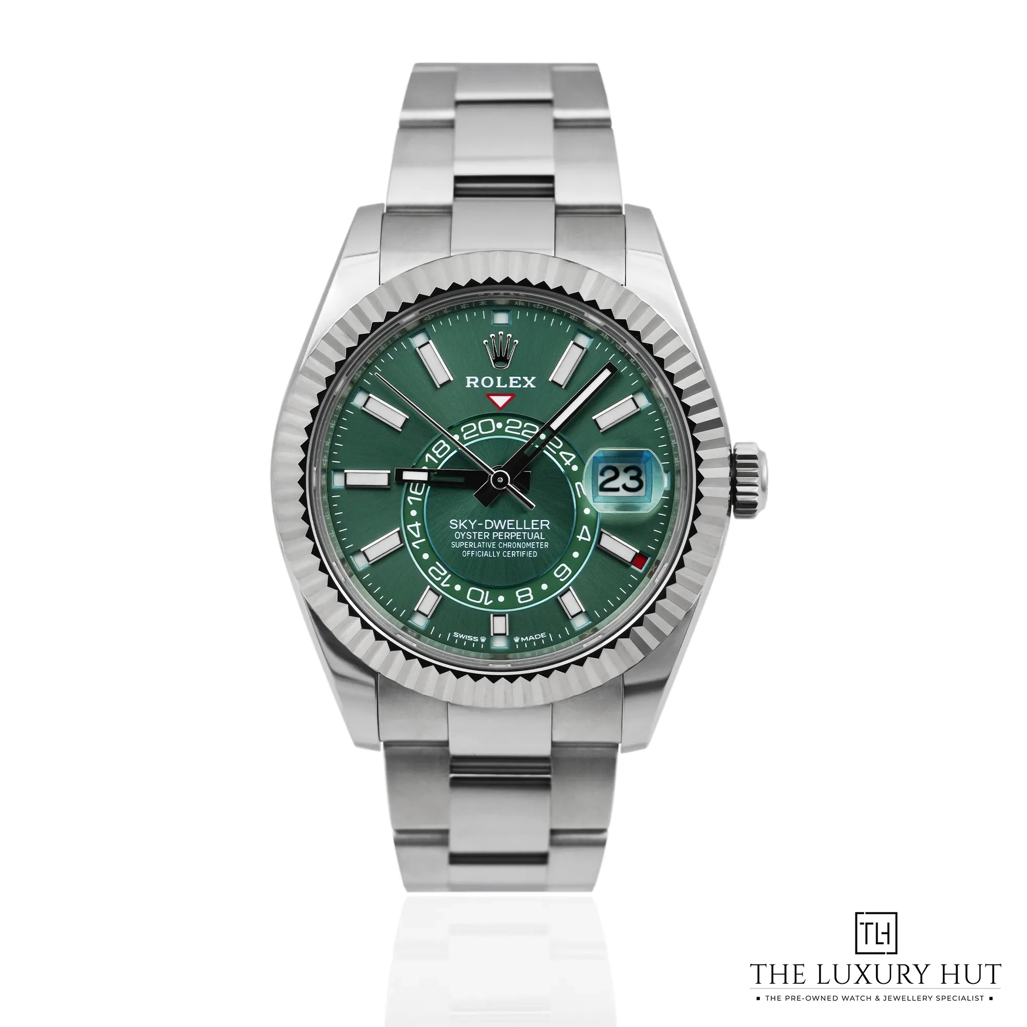 2026/04/e7715912-c1aa-4ddb-9936-ef1b717751a1Rolex_Sky-Dweller_Steel_White_Gold_42mm_Mint_Green_52915-a.jpg.webp
