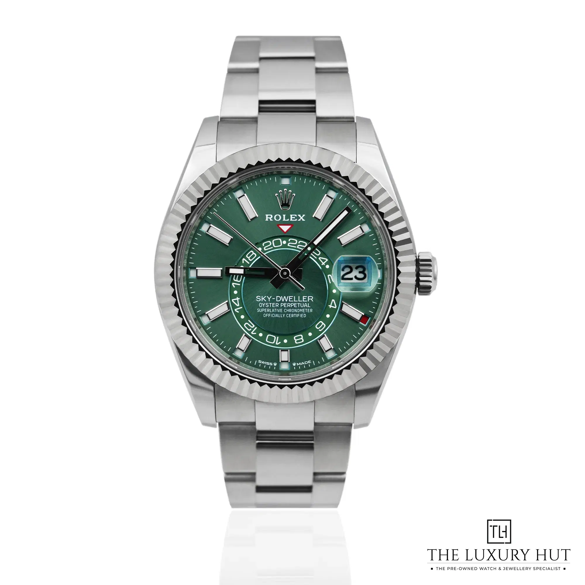 2026/04/e7715912-c1aa-4ddb-9936-ef1b717751a1Rolex_Sky-Dweller_Steel_White_Gold_42mm_Mint_Green_52915-a.jpg.webp