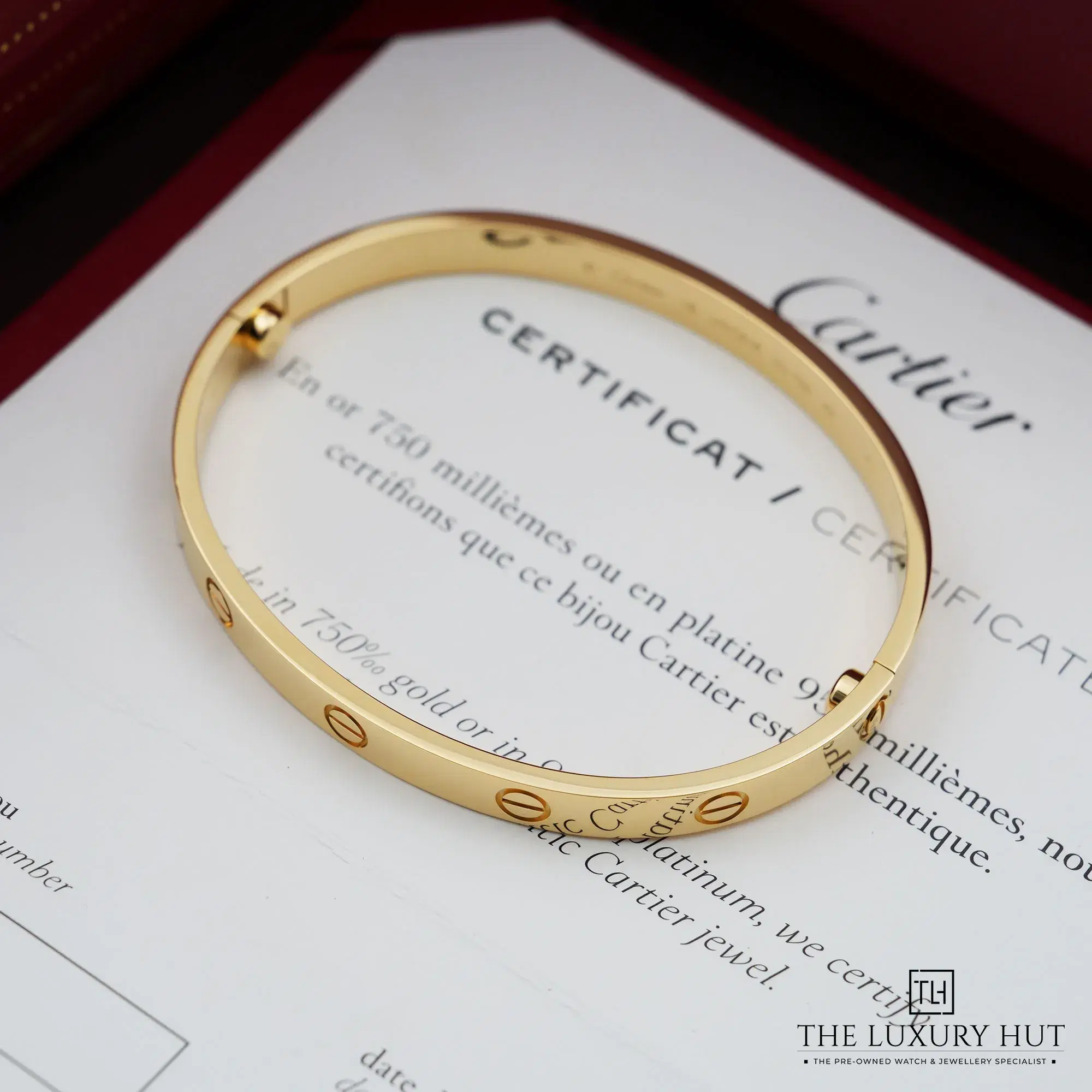2026/04/eb791bd5-0a54-46c3-8c5a-52fdaa7e06a6Cartier_LOVE_Bracelet_Classic_Yellow_Gold_52880-b.jpg.webp