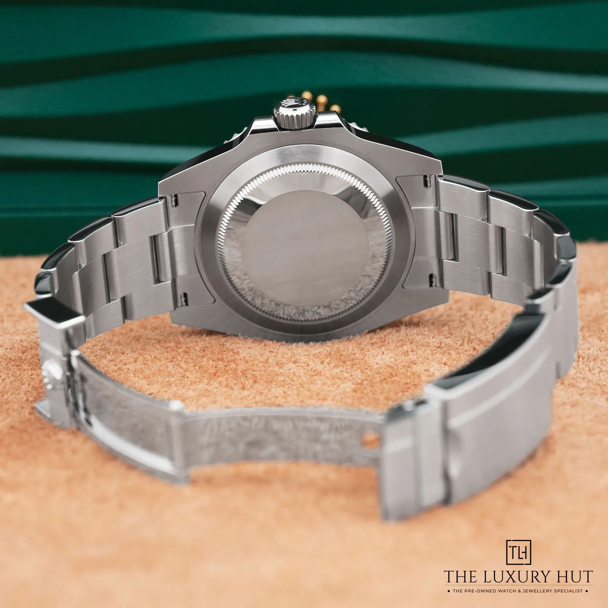 2026/04/eecfeb0e-e2cc-41d6-989f-95c6daec8afaRolex_Submariner_No_Date_41mm_Black_52721-c.jpg.webp