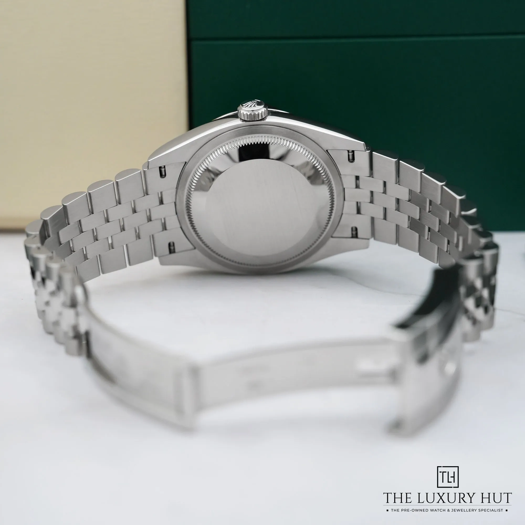 2026/04/fd3a1246-e257-482f-a41f-e4672ddb9af6Rolex_Datejust_36_Steel_White_Gold_Black_Dial_LB860-d.jpg.webp