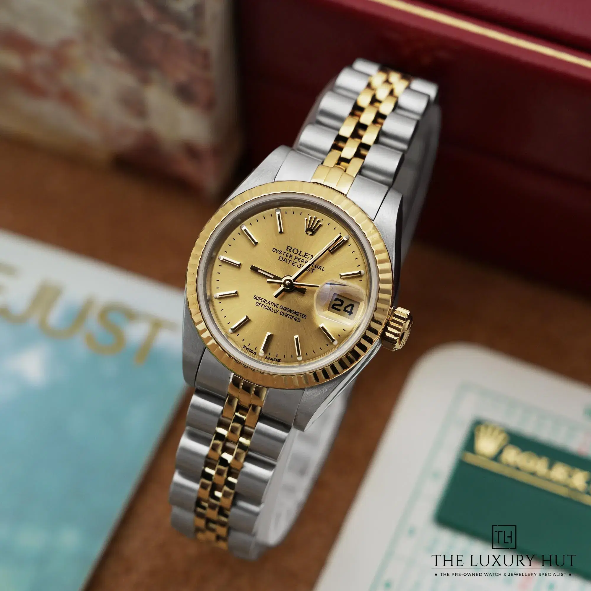 2026/04/ffcac97e-a718-49a2-a25a-aaf5f493bdcaRolex_Lady-Datejust_26mm_Champagne_Dial_52813-b.jpg.webp
