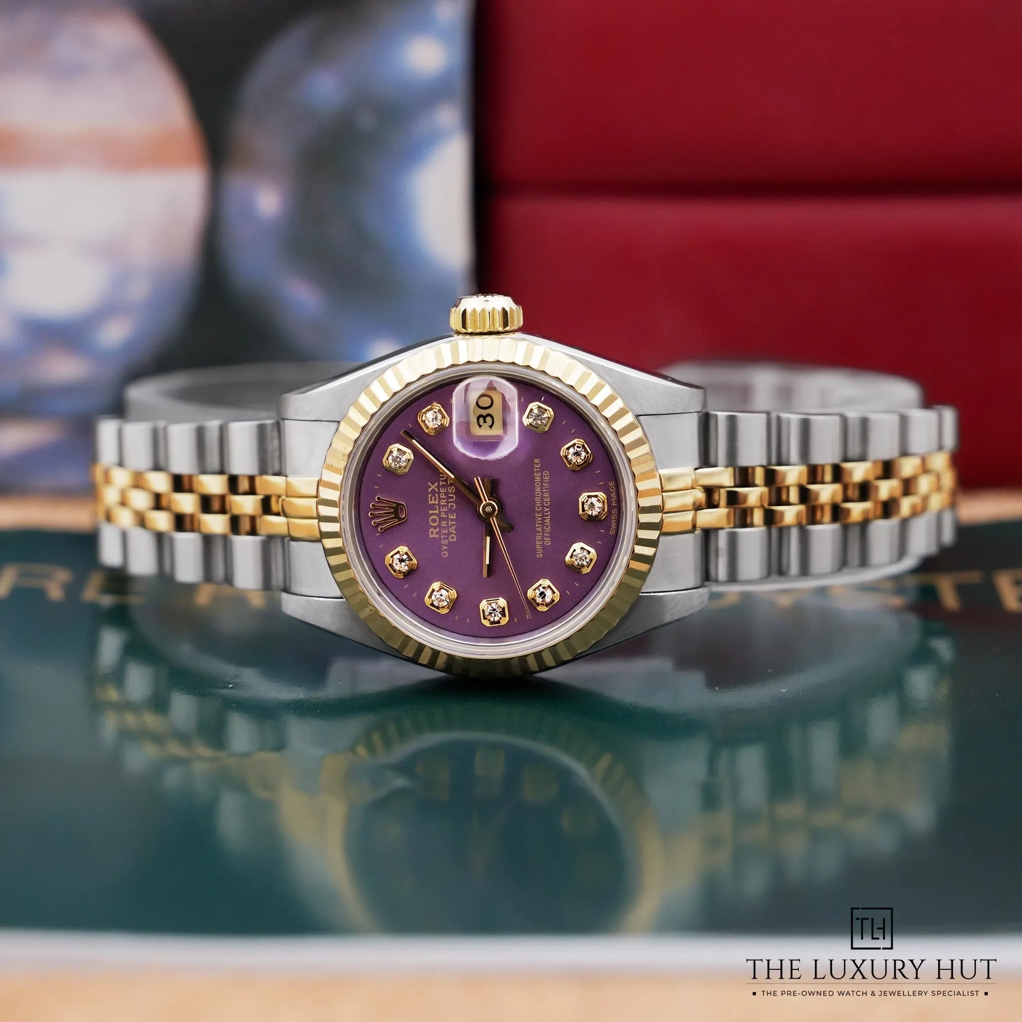 2026/05/17f956d0-0aa2-41d8-a6eb-54c0365fb8c2Rolex_Lady-Datejust_Steel_Gold_26mm_Purple_Diamond_52896-cc.jpg.webp