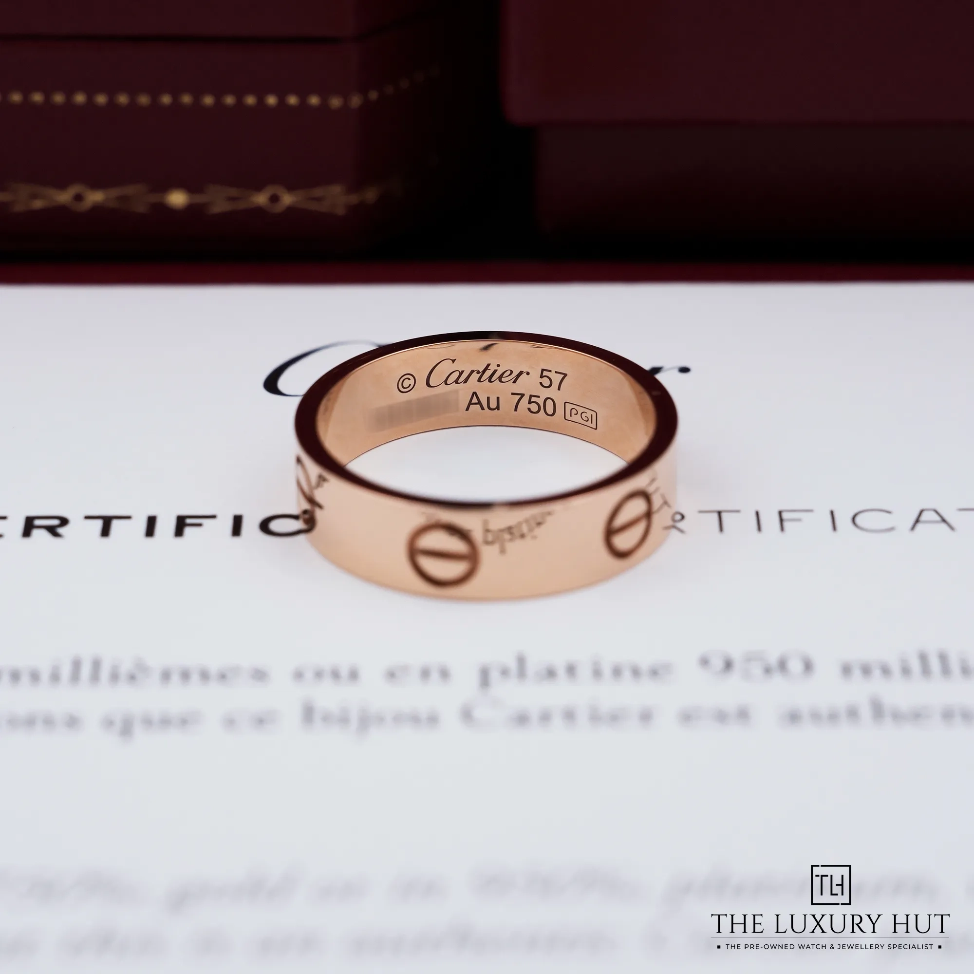 2026/05/1e7acca7-8563-4b5d-b6b7-337200dd25cbCartier_LOVE_Ring_Classic_Rose_Gold_52998-b.jpg.webp