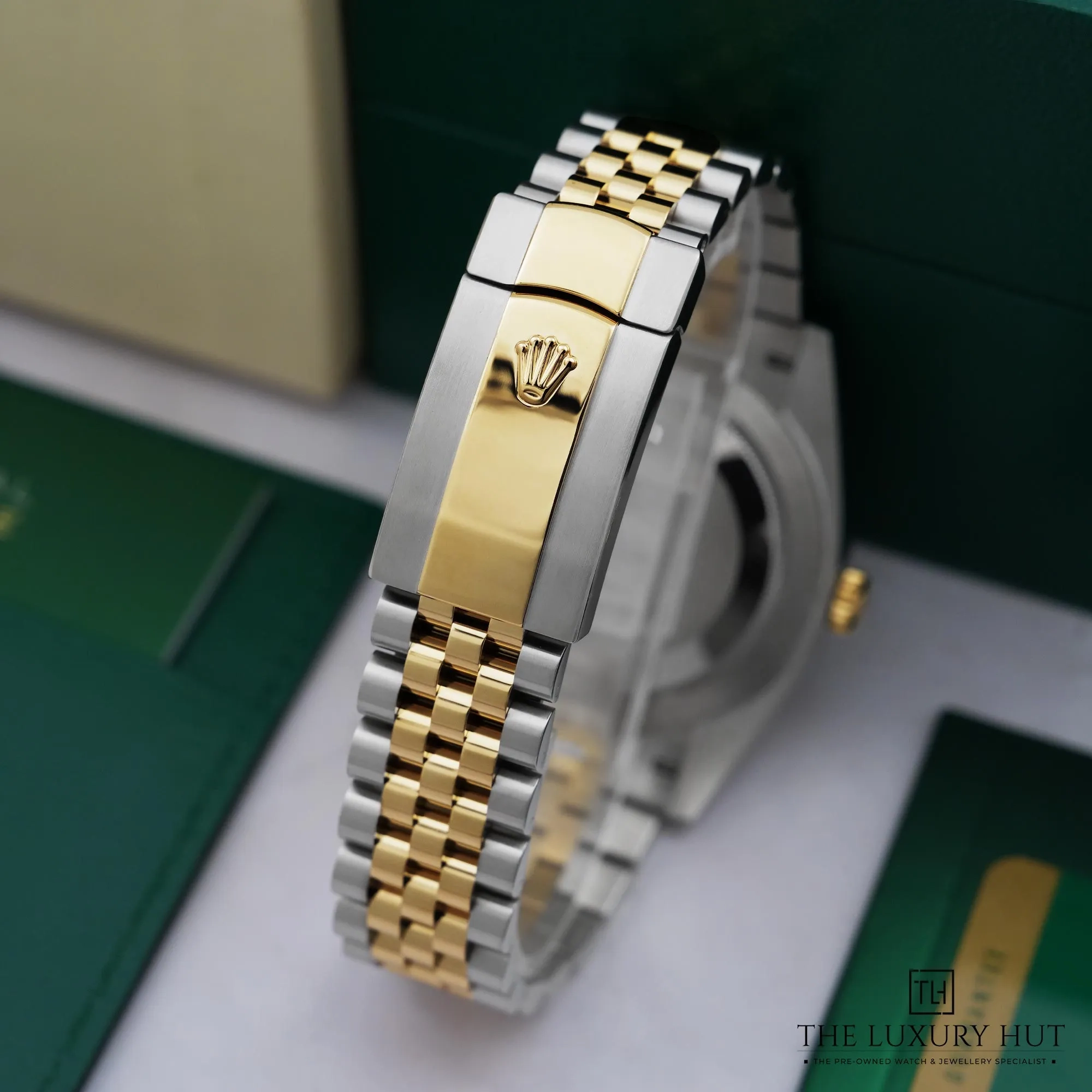 2026/05/3a639c5f-4046-4cf5-b05c-0388504d8012Rolex_Datejust_41_Steel_Yellow_Gold_Black_Diamond_LB900-e.jpg.webp