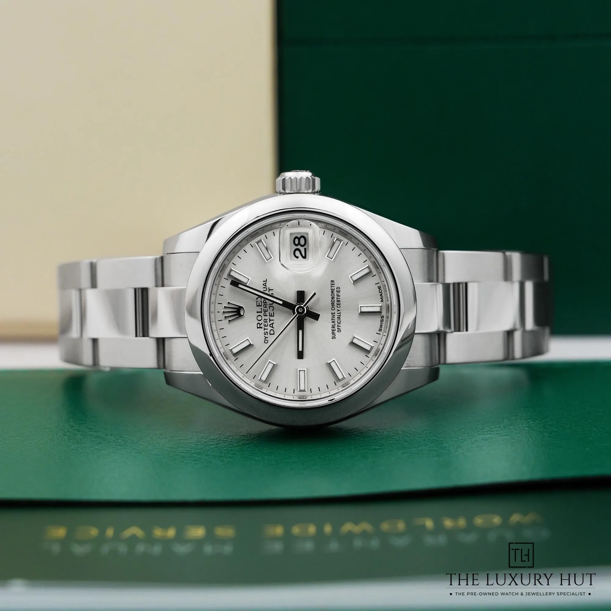2026/05/4016f83a-79d7-4c53-9dcb-c1bd4e3522e5Rolex_Lady-Datejust_Stainless_Steel_28mm_Silver_52864-c.jpg.webp
