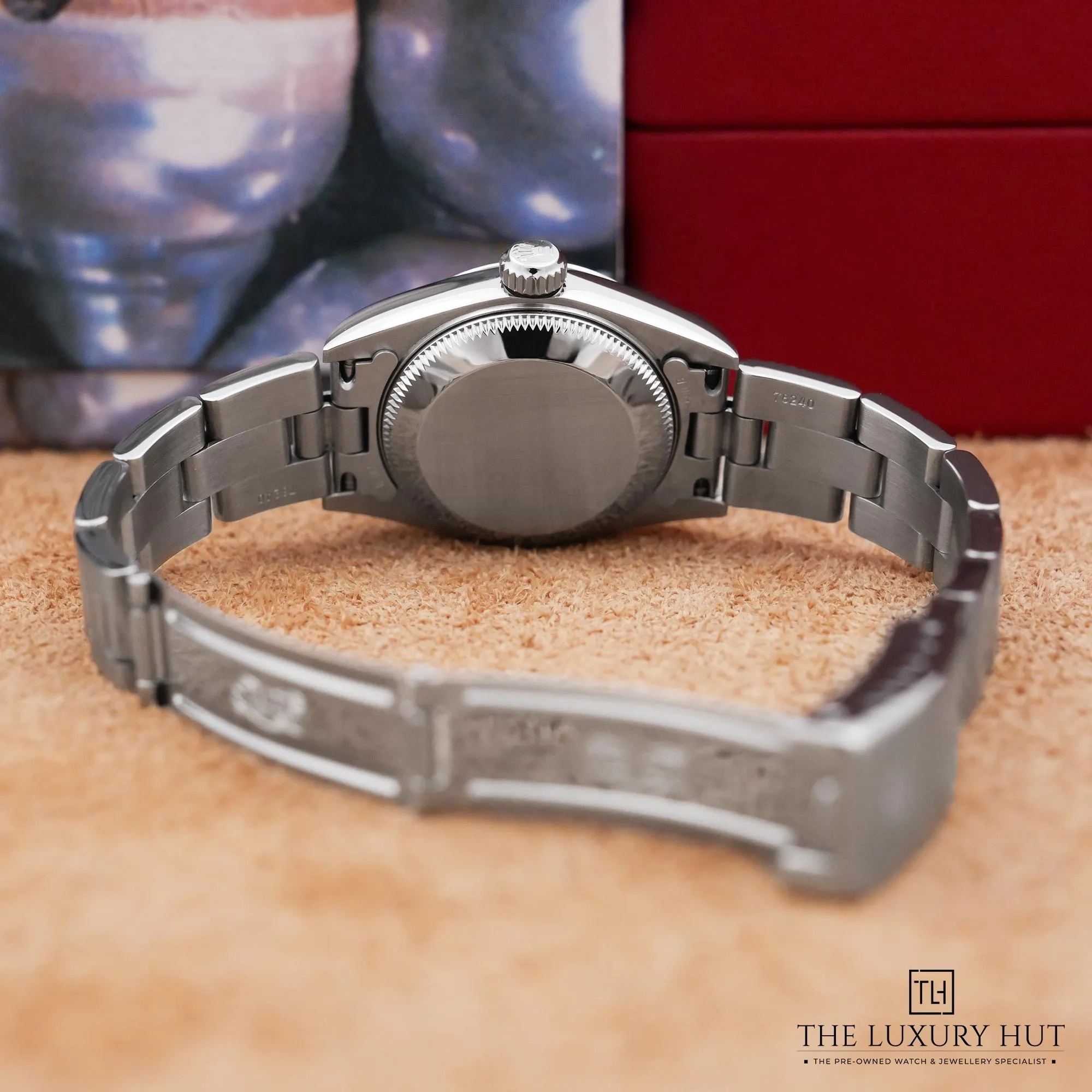2026/05/545416d0-f36b-4171-8e8d-c43e87fa7ee3Rolex_Lady-Datejust_26mm_MOP_Roman_Dial_52882-d.jpg.webp