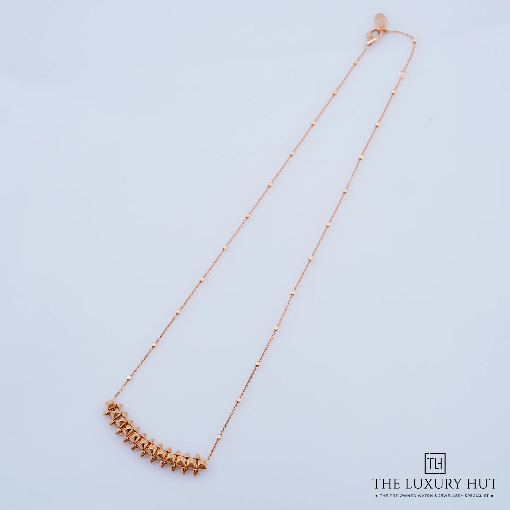 2026/05/732982b0-ec70-4d1f-b349-cc2ee0281820Cartier_Rose_Gold_Clash_Medium_Pendant_Necklace_52941-b.jpg.webp