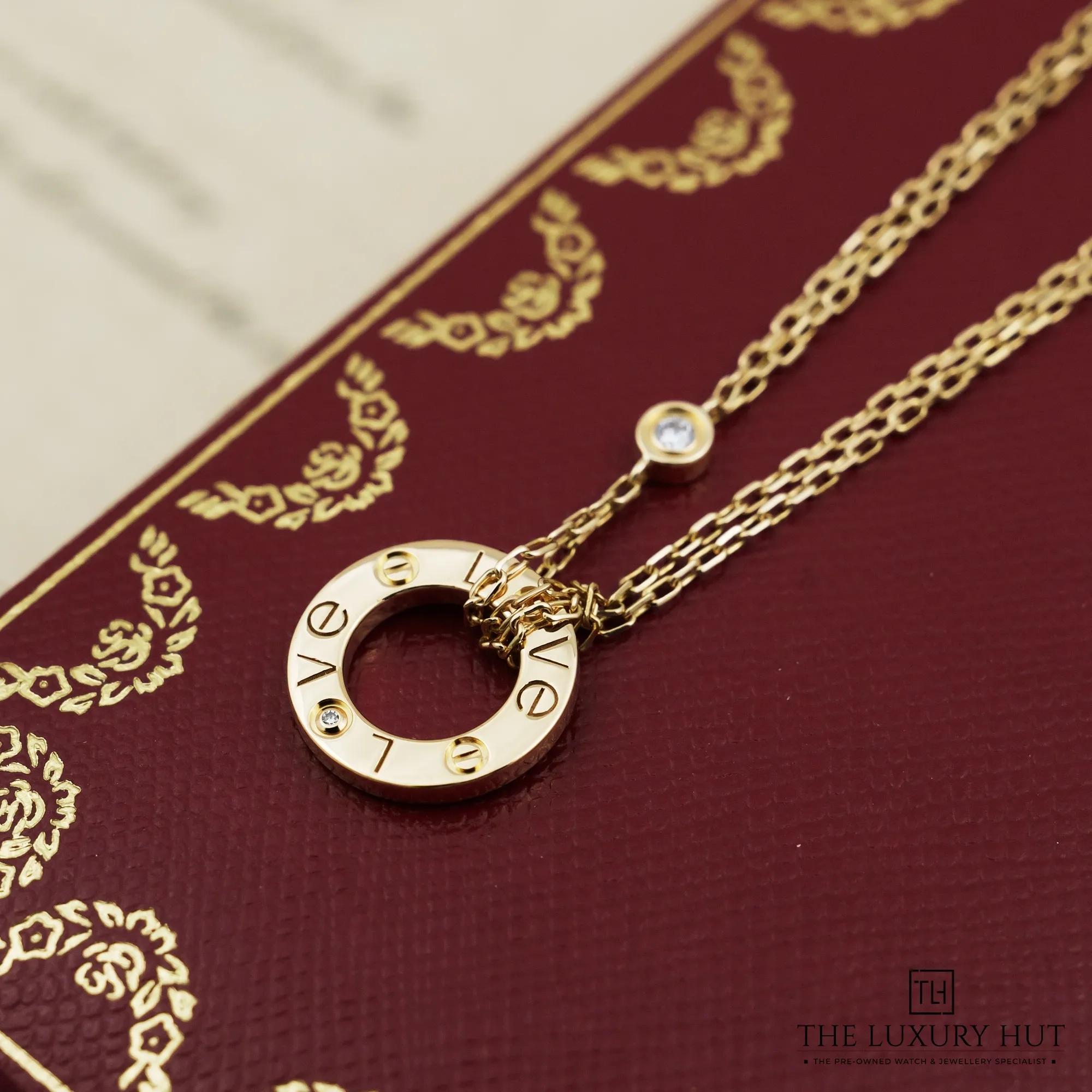 2026/05/77fb4b72-2bd7-4d03-b6f5-25ec591865baCartier_Yellow_Gold_Diamonds_Bracelet_52942-c.jpg.webp
