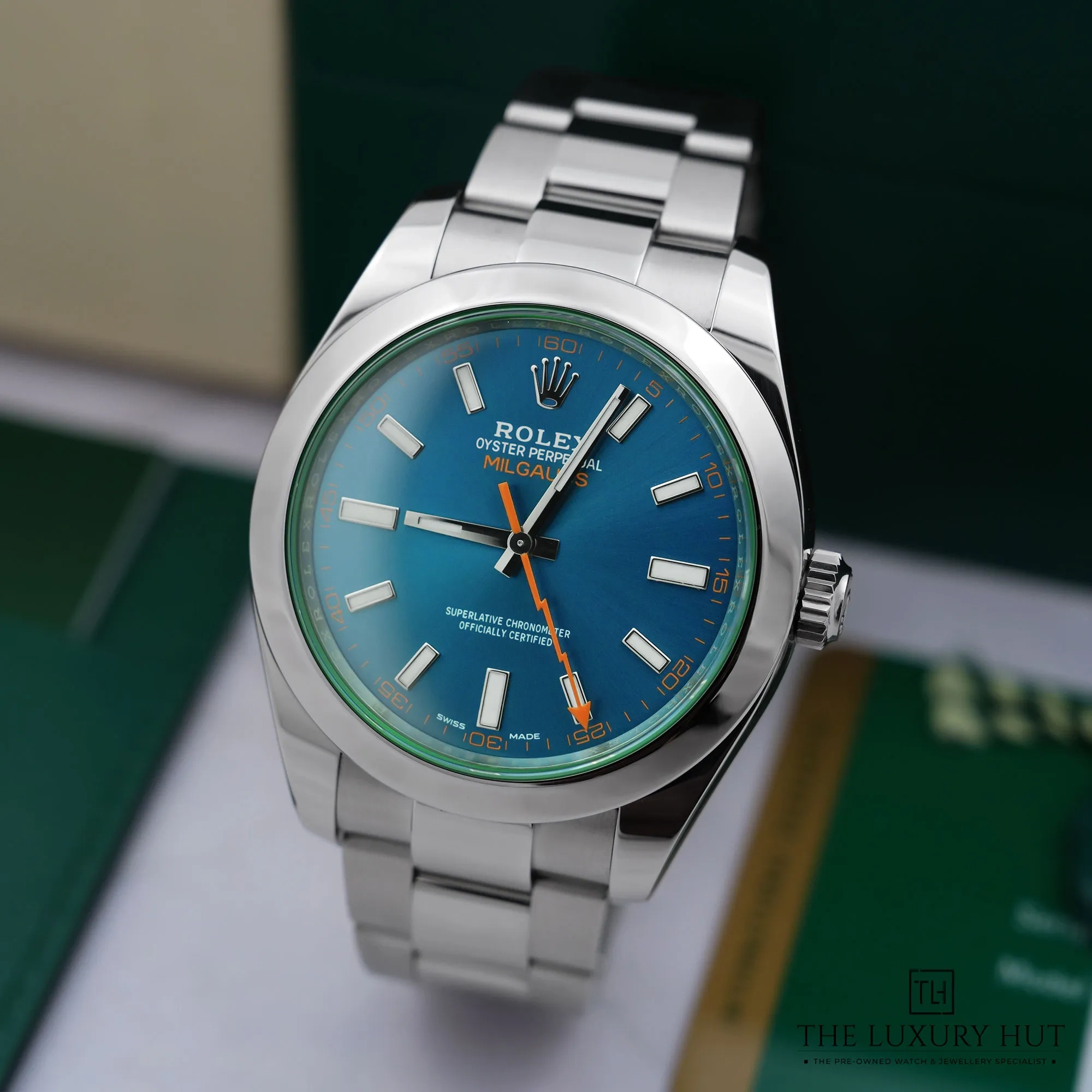 2026/05/81e52b02-085c-4816-9d49-7955529ddc56Rolex_Milgauss_Steel_40mm_Z-Blue_Dial_52926-b.jpg.webp