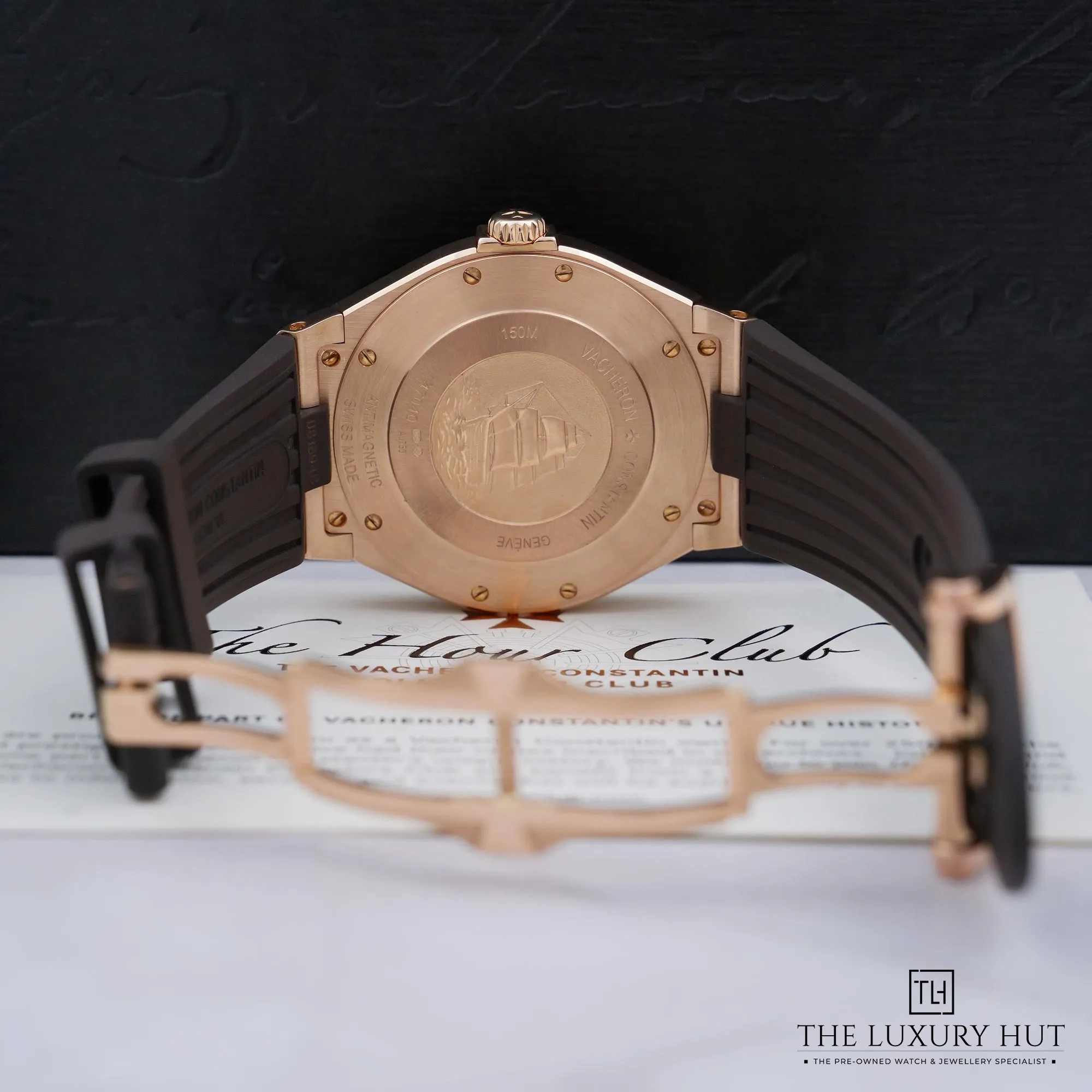 2026/05/8e41927d-f15d-461a-bdb0-fdf9c82a5d65Vacheron_Constantin_Overseas_Date_Rose_Gold_Grey_52786-d.jpg.webp