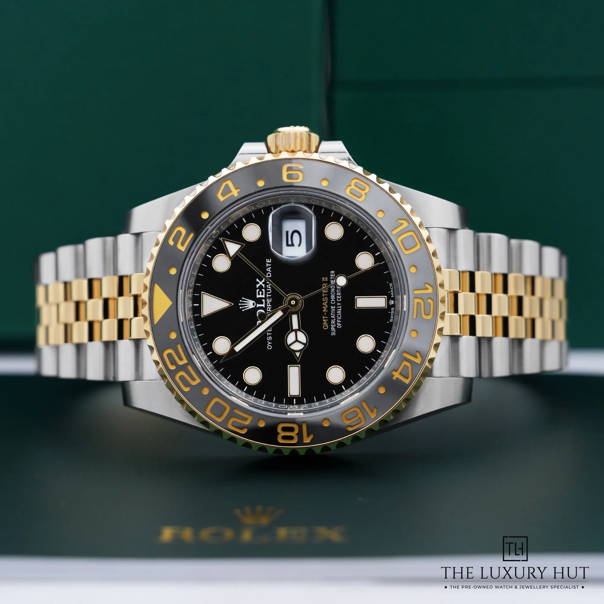 2026/05/9a5c796a-6966-4969-96fe-1b1dec709957Rolex_GMT-Master_II_Steel_Gold_40mm_Black_LB883-c.jpg.webp