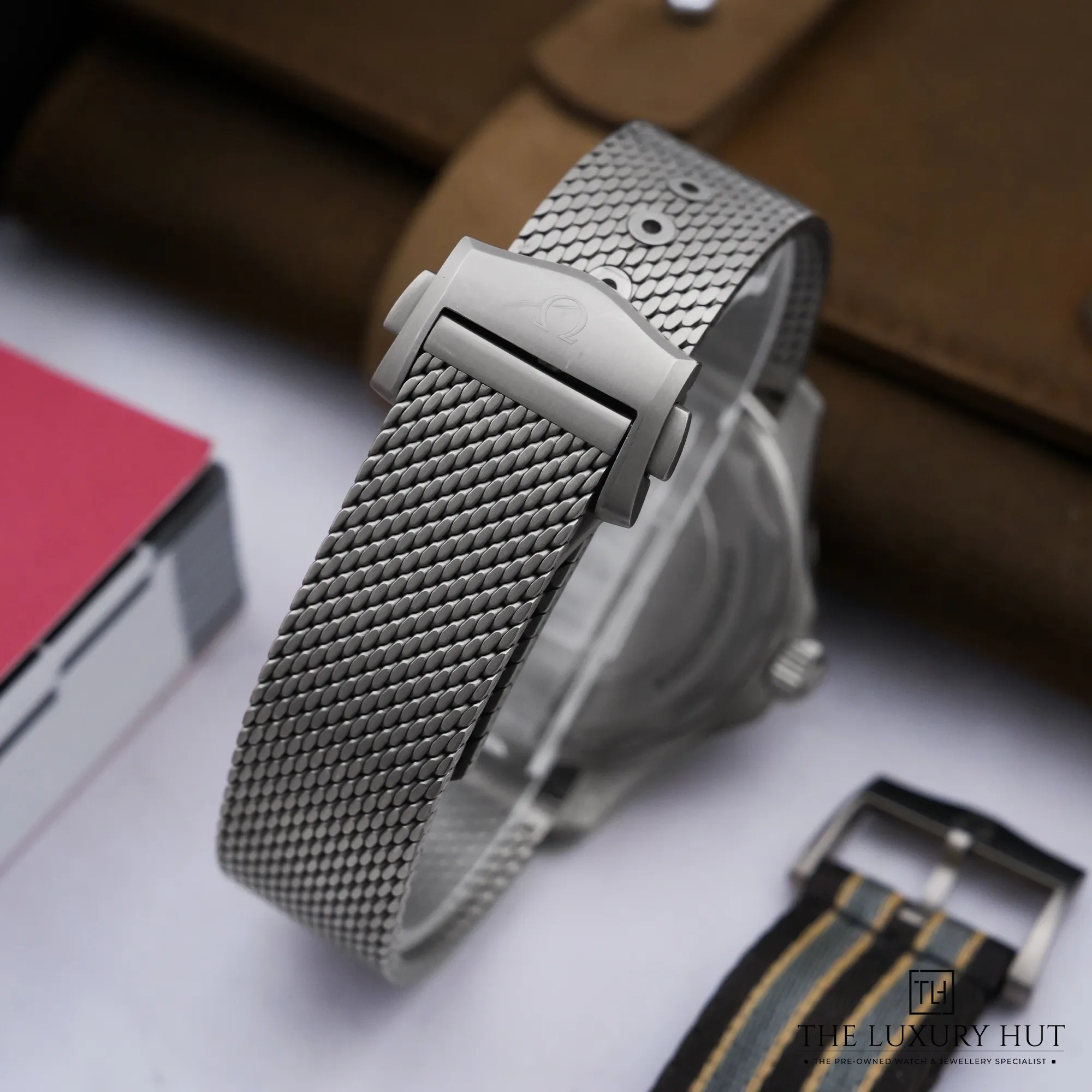 2026/05/9ef3027a-95a3-401f-b815-17a1bc1dafd9Omega_Seamaster_Diver_300M_007_James_Bond_52940-e.jpg.webp