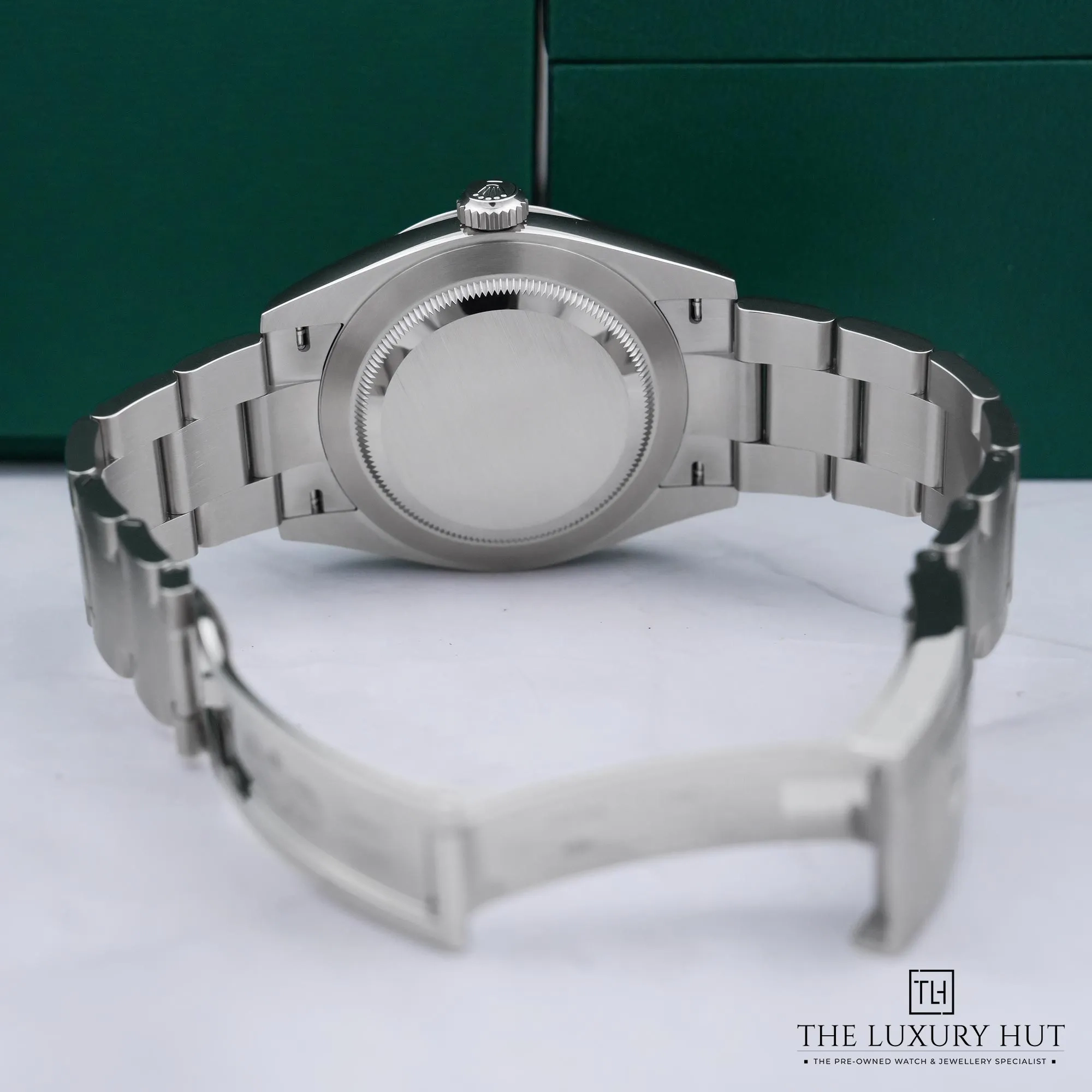 2026/05/a12c922f-0541-438f-a678-211d42a1778dRolex_Oyster_Perpetual_41mm_Steel_Silver_Dial_53010-d.jpg.webp