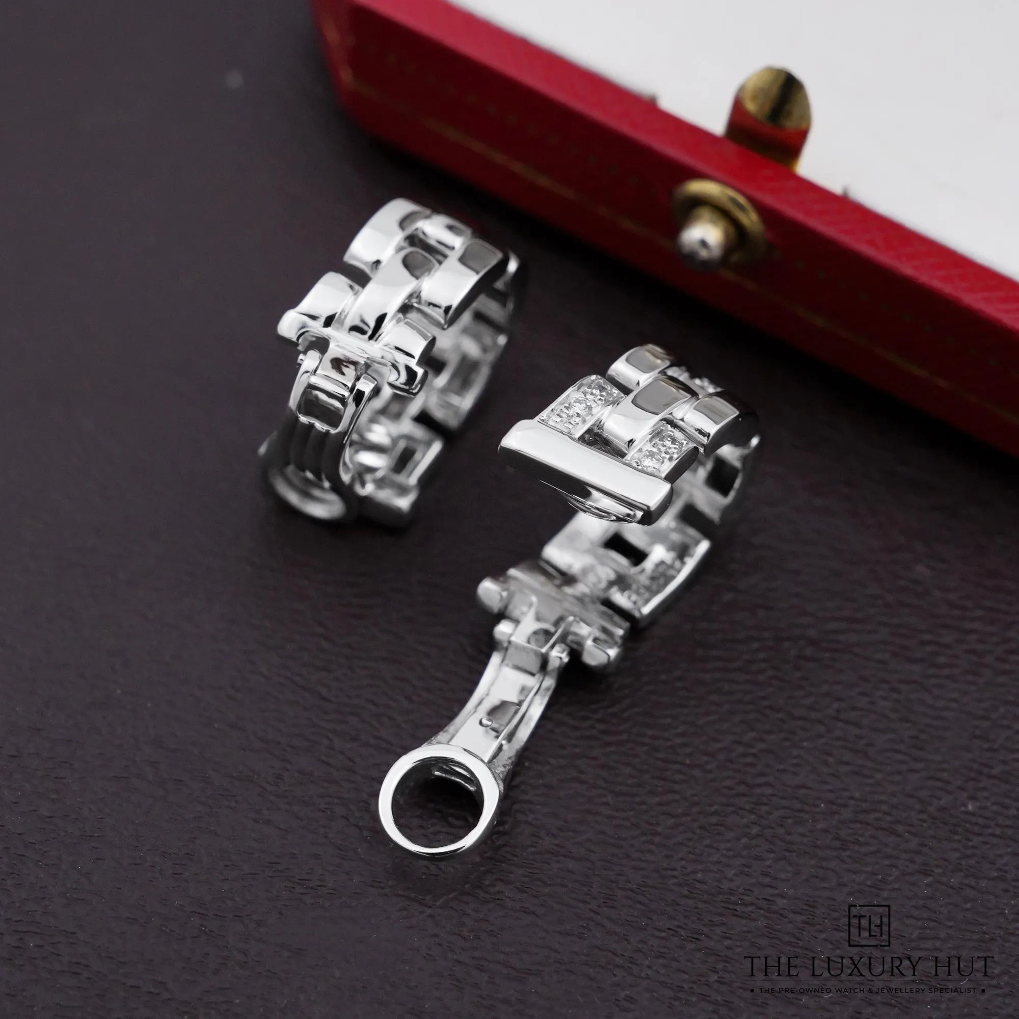 2026/05/a9c62ca1-b822-4279-9678-19bcb3150338Cartier_Gold_Maillon_Panthere_Diamond_Earrings_52944-d.jpg.webp