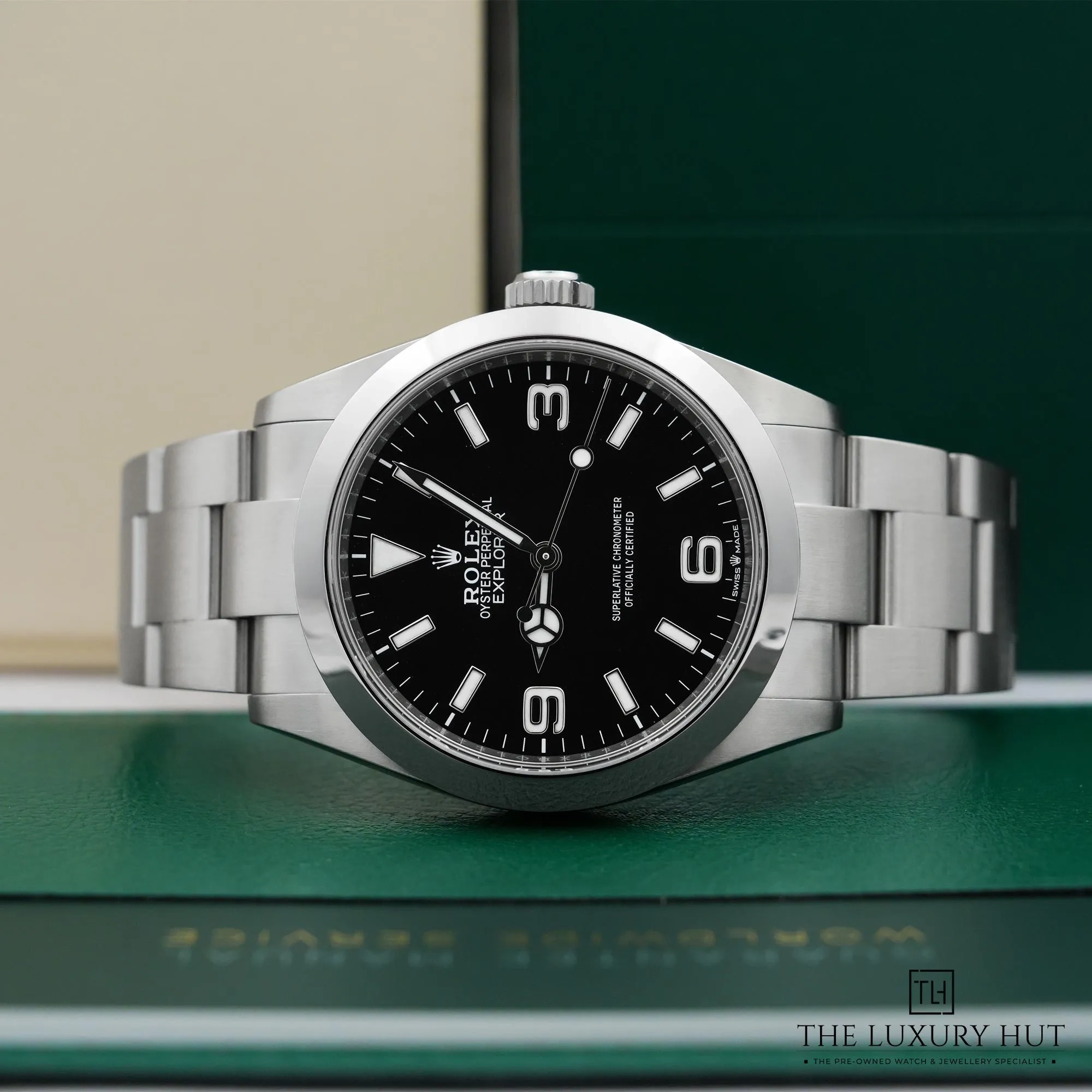 2026/05/b79fbf35-eba8-4b60-8bdb-fd5aded40d1dRolex_Explorer_40mm_Steel_Black_Dial_52869-c.jpg.webp