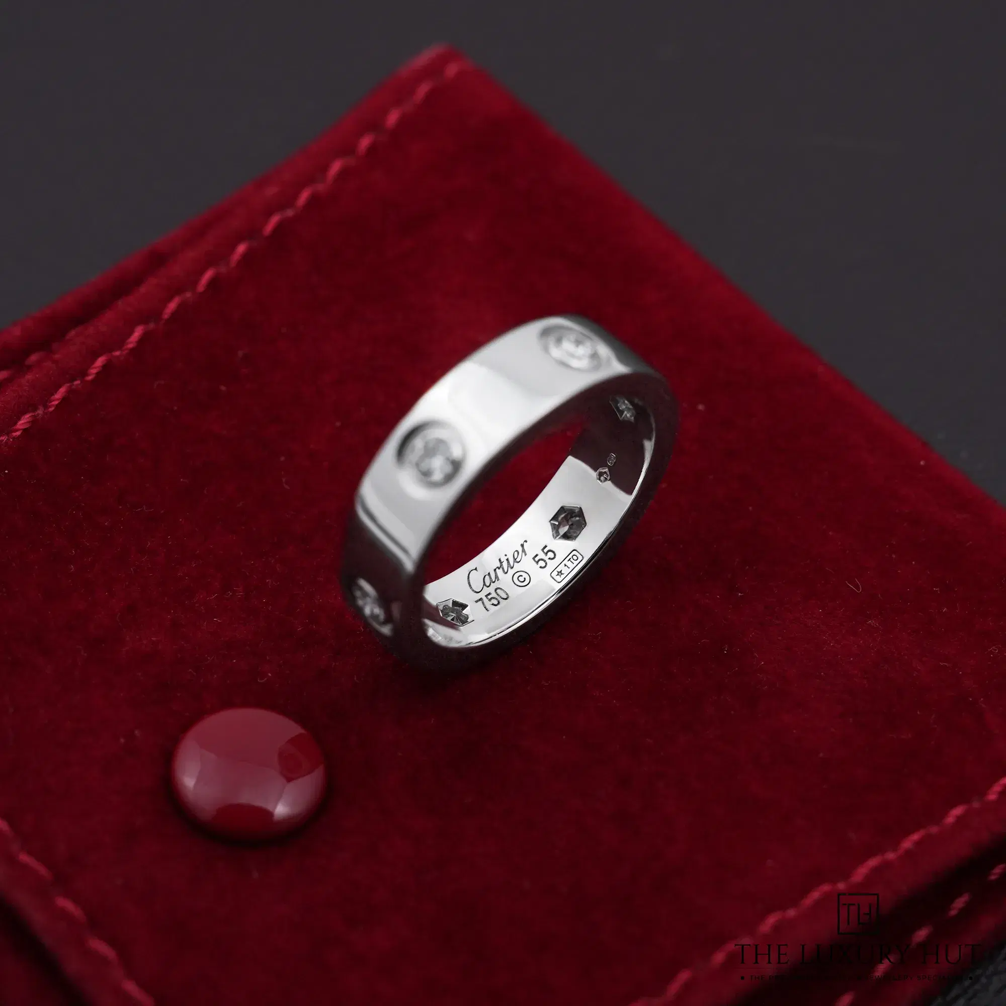 2026/05/ba0e10ce-1f8c-4d74-9ea3-408194e92dbcCartier_18ct_White_Gold_6_Diamonds_LOVE_Ring_52963-d.jpg.webp