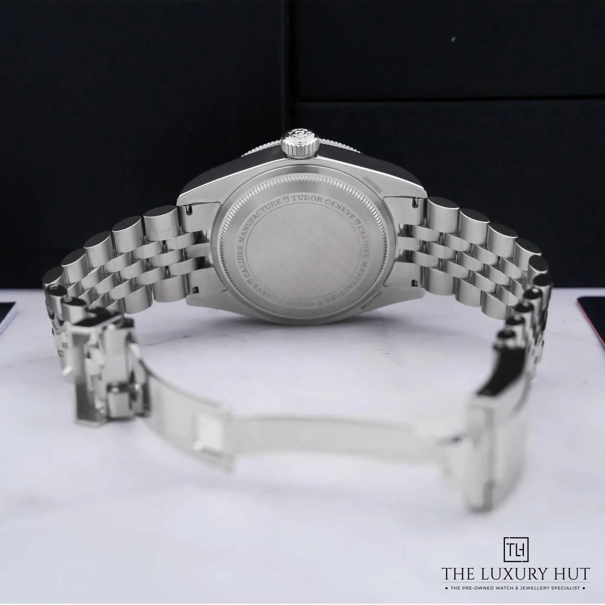 2026/05/c5bf2818-54c1-41ba-8027-9b4becacf796Tudor_Black_Bay_Stainless_Steel_41mm_Black_52906-d.jpg.webp