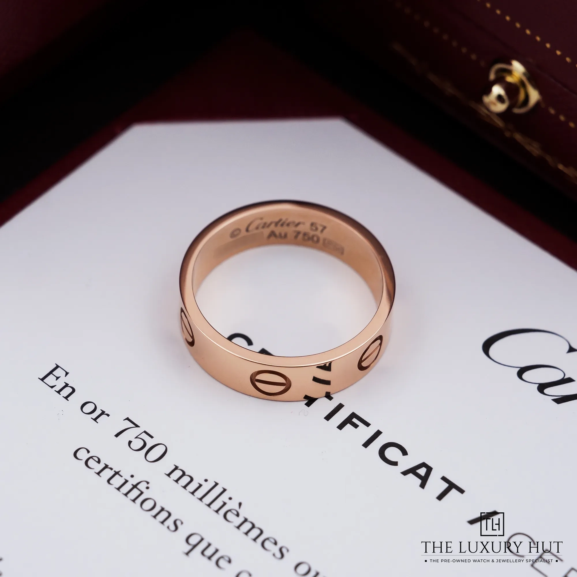 2026/05/e07094c1-56ab-46b6-a90e-248c70f9fec6Cartier_LOVE_Ring_Classic_Rose_Gold_52998-c.jpg.webp
