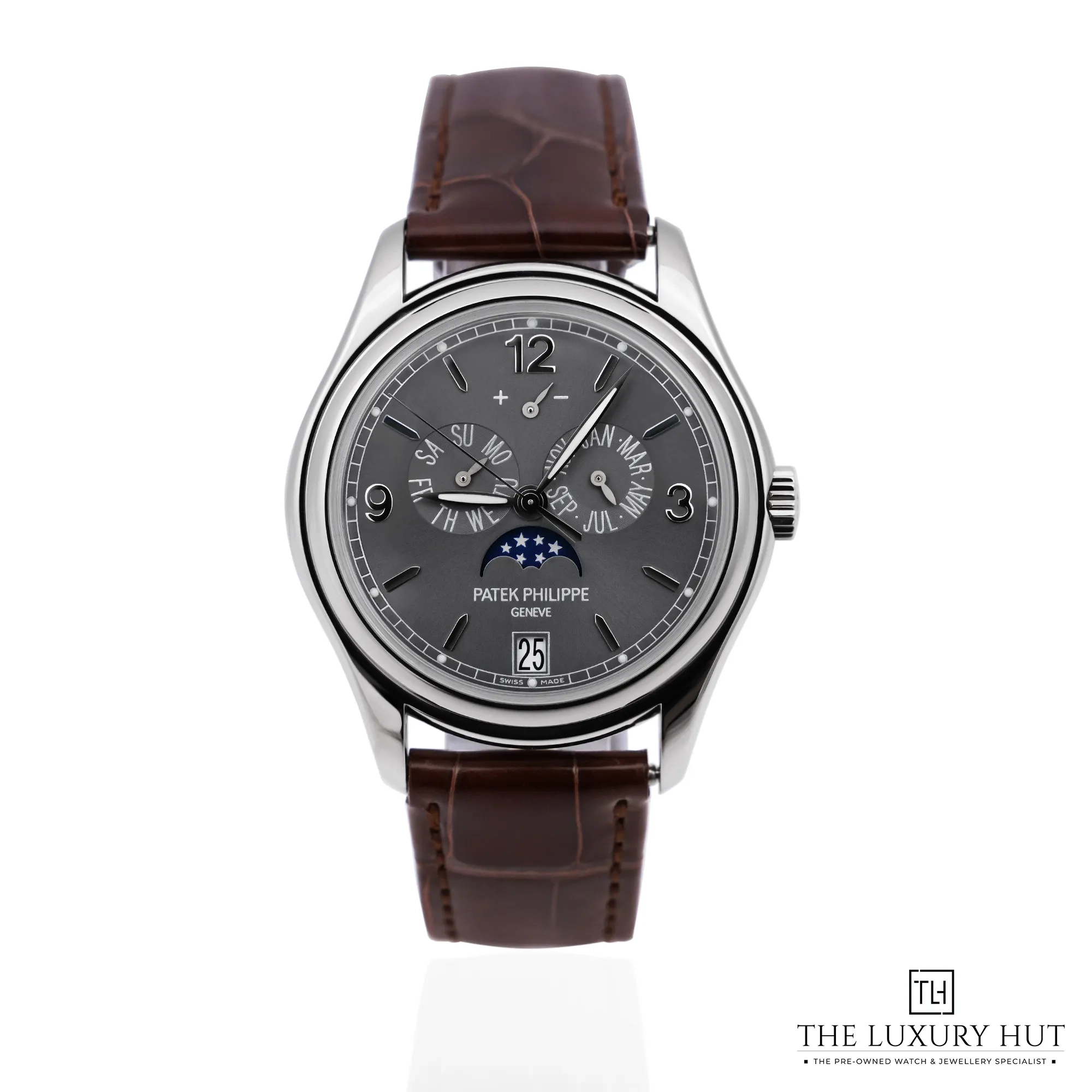 2026/05/e5c115e7-4fee-468c-807a-1e3fdbdc1551Patek_Philippe_Complications_Annual_Calendar_52900-aa1.jpg.webp
