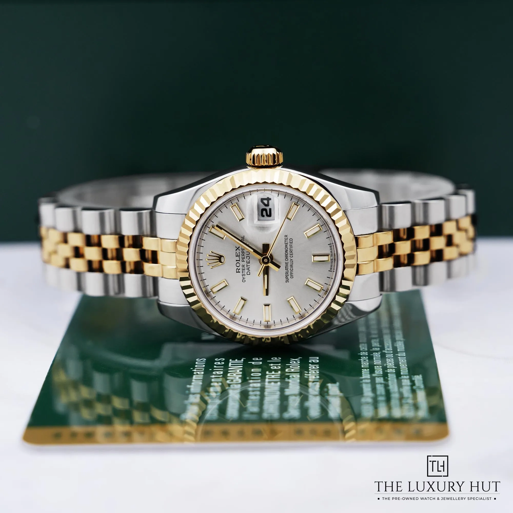 2026/05/e665427a-7510-4e19-aff4-5a297a89c95fRolex_Lady-Datejust_Steel_Yellow_Gold_26mm_Silver_52799-c.jpg.webp