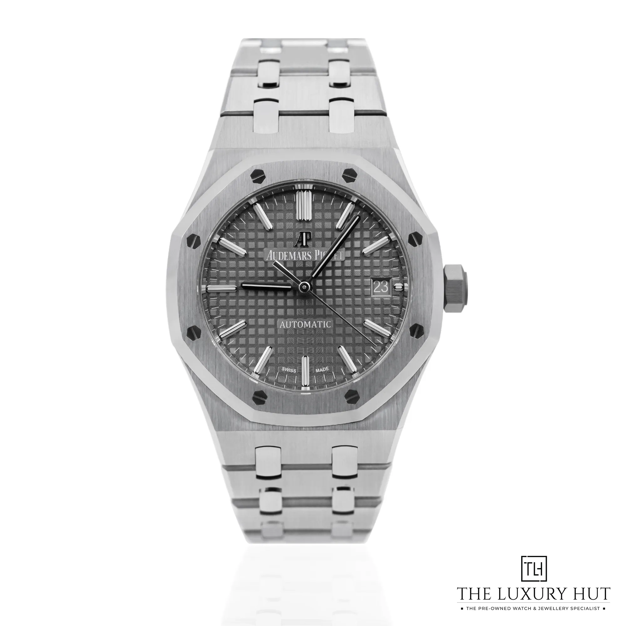 2026/05/e8cae2cb-c32d-496e-b52b-d65fe5d24793Audemars_Piguet_Royal_Oak_Steel_37_Grande_Dial_52961-a.jpg.webp