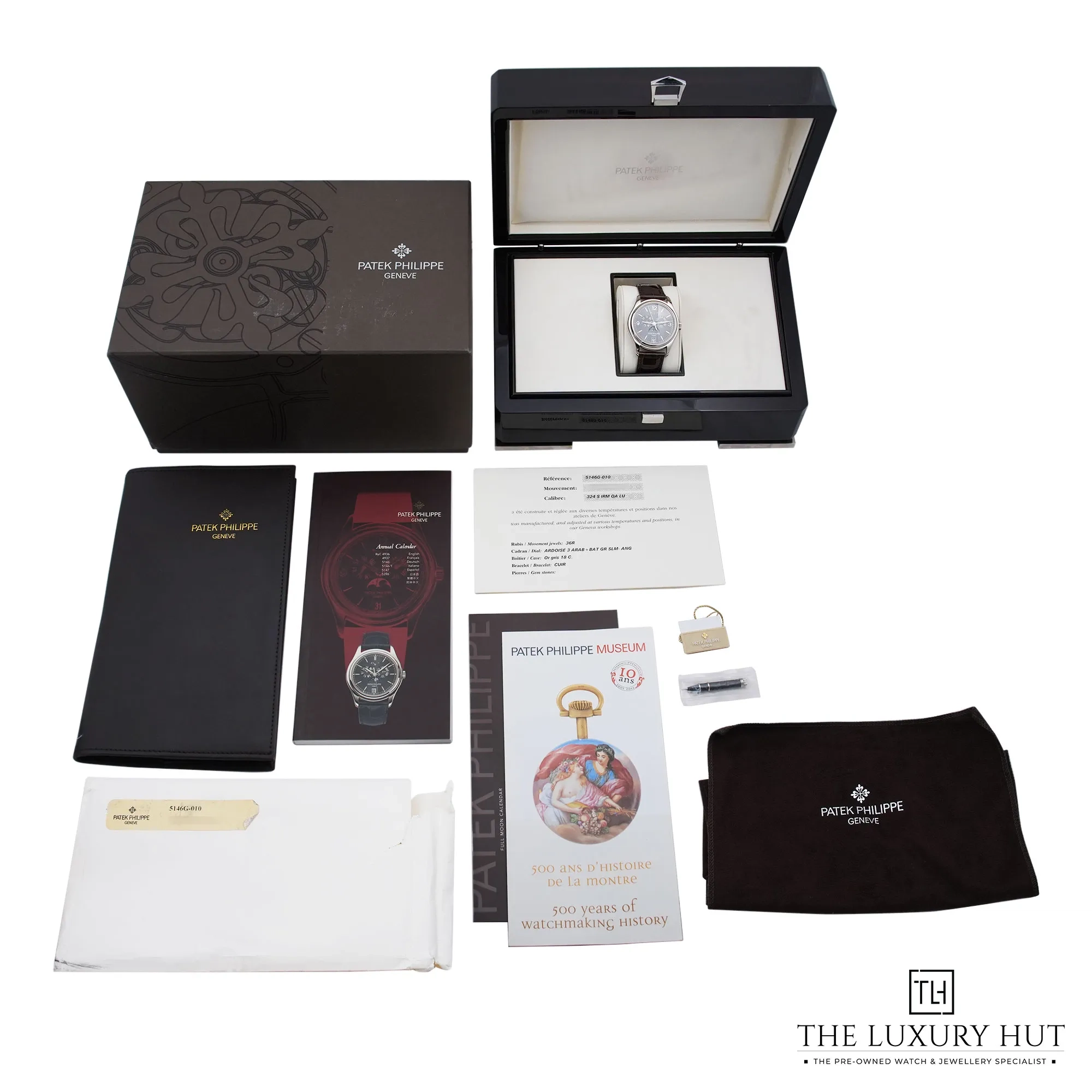 2026/05/eb9e2ab5-c1d7-4ced-8bc0-2531bfdb7773Patek_Philippe_Complications_Annual_Calendar_52900-f.jpg.webp