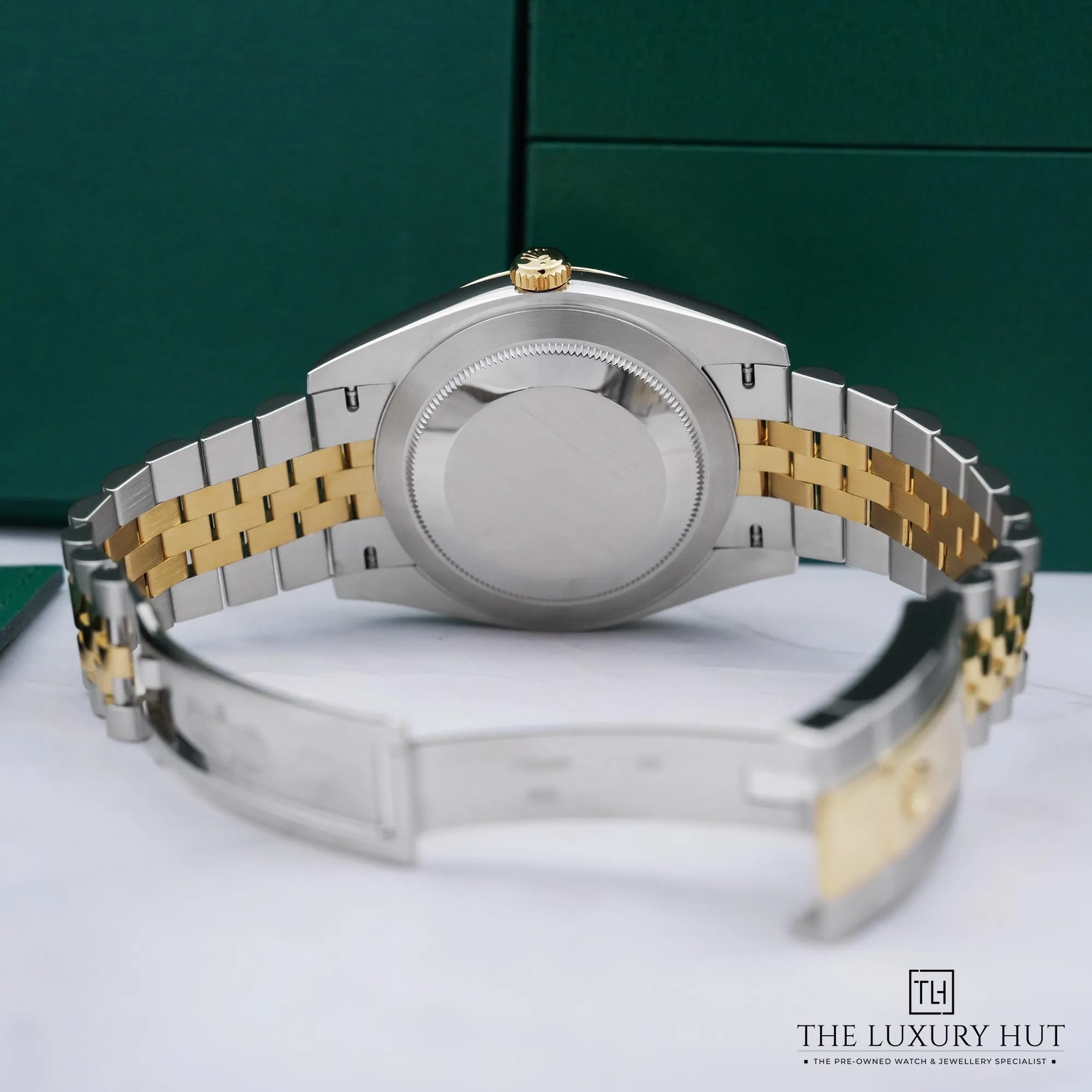 2026/05/f93843d8-7ad0-45ba-9741-faf479425499Rolex_Datejust_41_Steel_Gold_Grey_Wimbledon_52927-d.jpg.webp