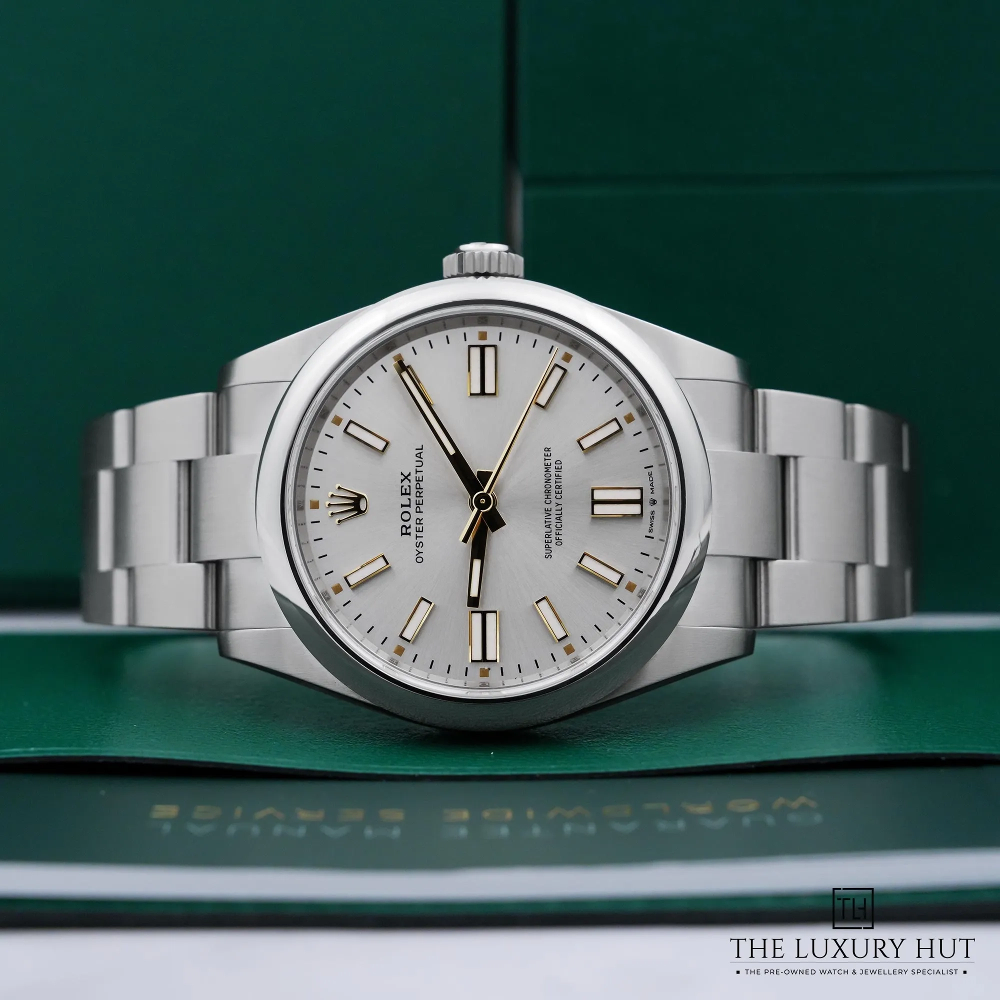 2026/05/fd56d4d5-f579-4c2c-9043-e7eb97b59598Rolex_Oyster_Perpetual_41mm_Steel_Silver_Dial_53010-c.jpg.webp