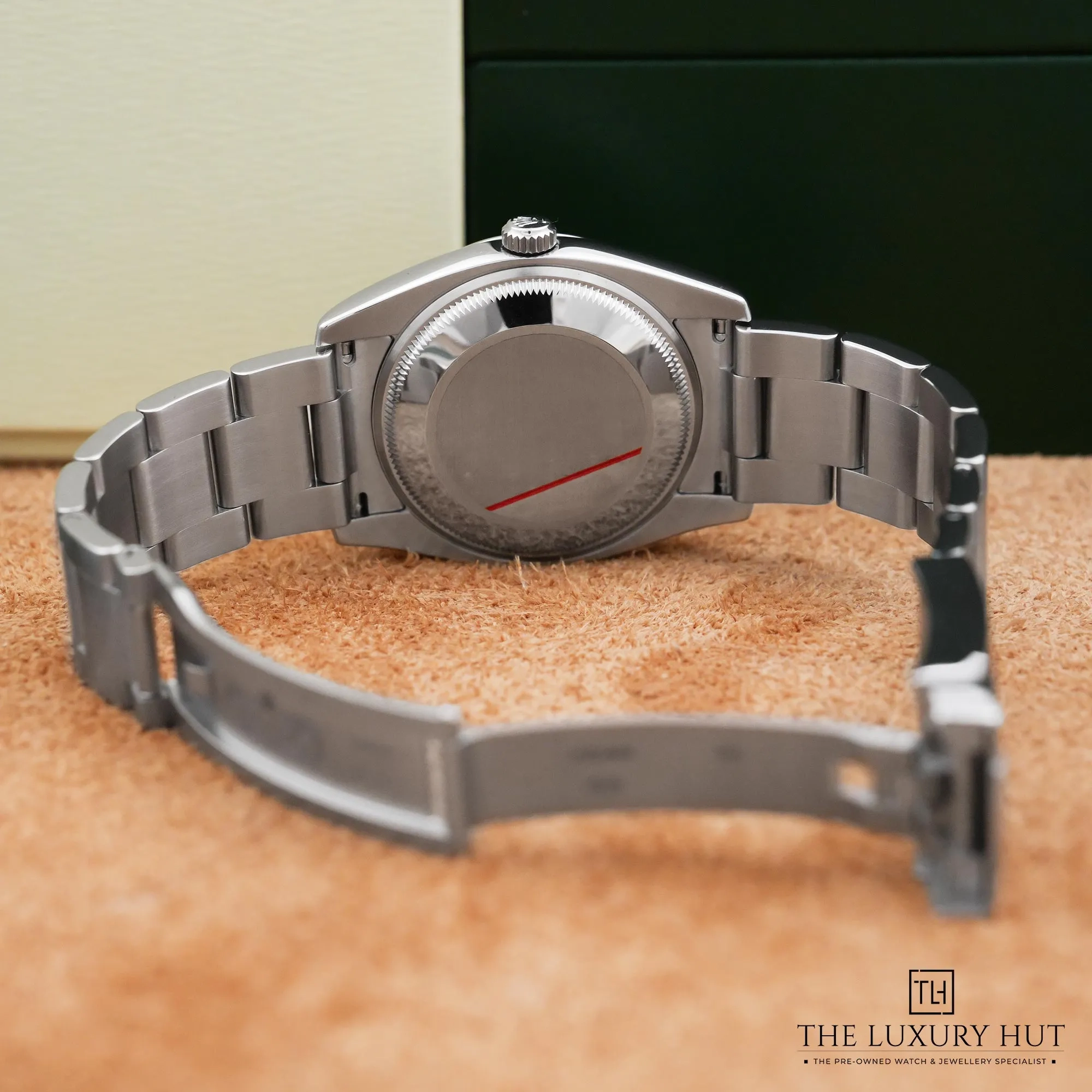 2026/06/1001db0b-ba7c-4337-a90b-2c3d4b519a59Rolex_Air-King_34mm_Salmon_Pink_Dial_53131-d.jpg.webp