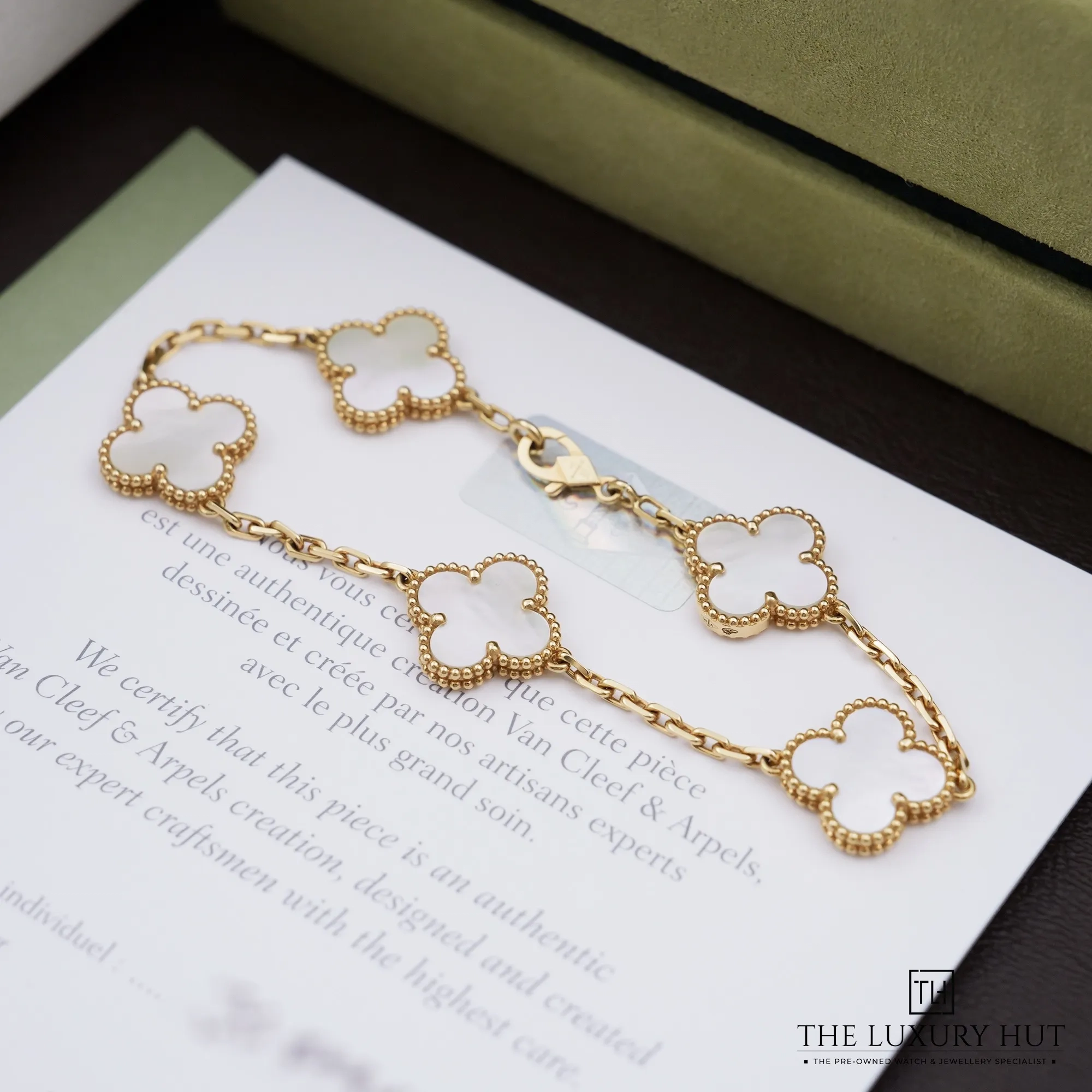 2026/06/15d6e035-4c7a-4fc6-8091-37c7a8d82a85Van_Cleef_Arpel_Yellow_Gold_5_MOP_Bracelet_53139-cc1.jpg.webp