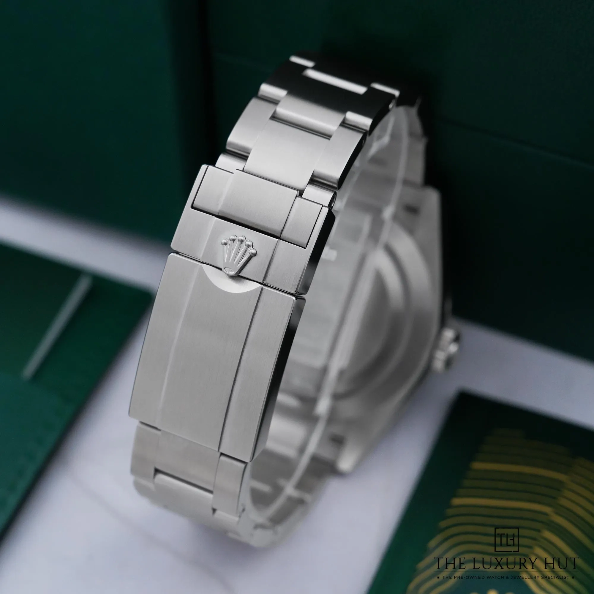 2026/06/16a458cd-73c6-4c59-9770-4dc99d358faaRolex_Explorer_40_Stainless_Steel_Black_Dial_53048-e.jpg.webp