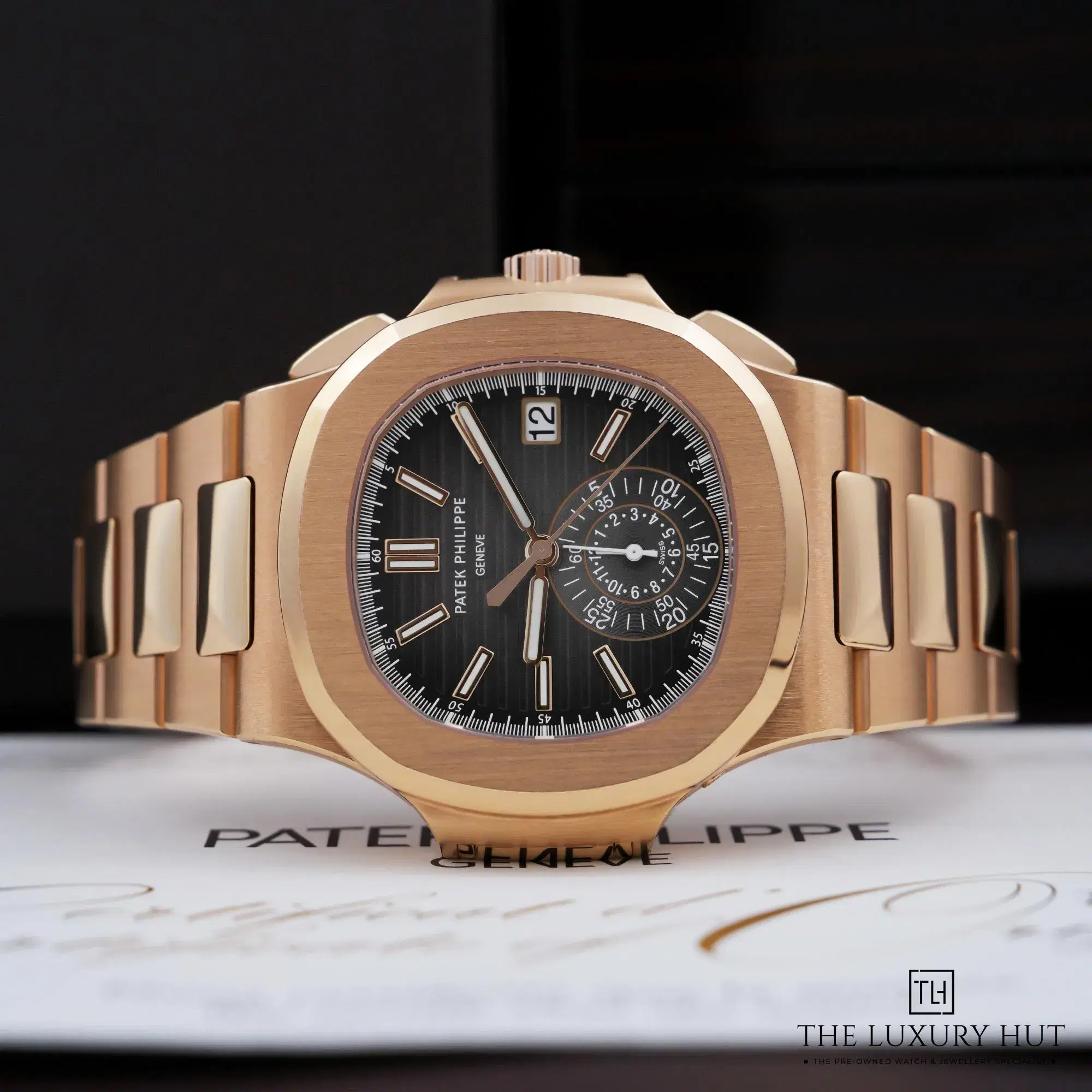 2026/06/16be6795-ca05-4262-8e60-cc155bb70fb7Patek_Philippe_Nautilus_Gold_Charcoal_Grey_LB916-c.jpg.webp