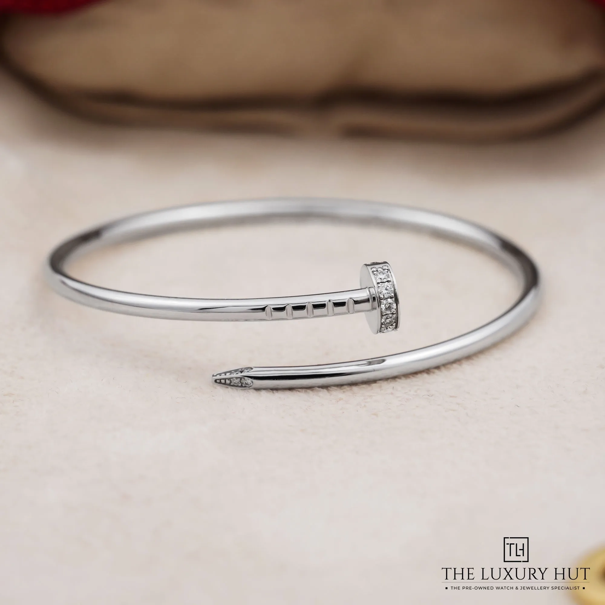 2026/06/2152f6f1-c345-456e-8479-a030dc156067Cartier_18ct_White_Gold_âSmallâ_Juste_Un_Clou_Diamond_Bracelet-e.jpg.webp