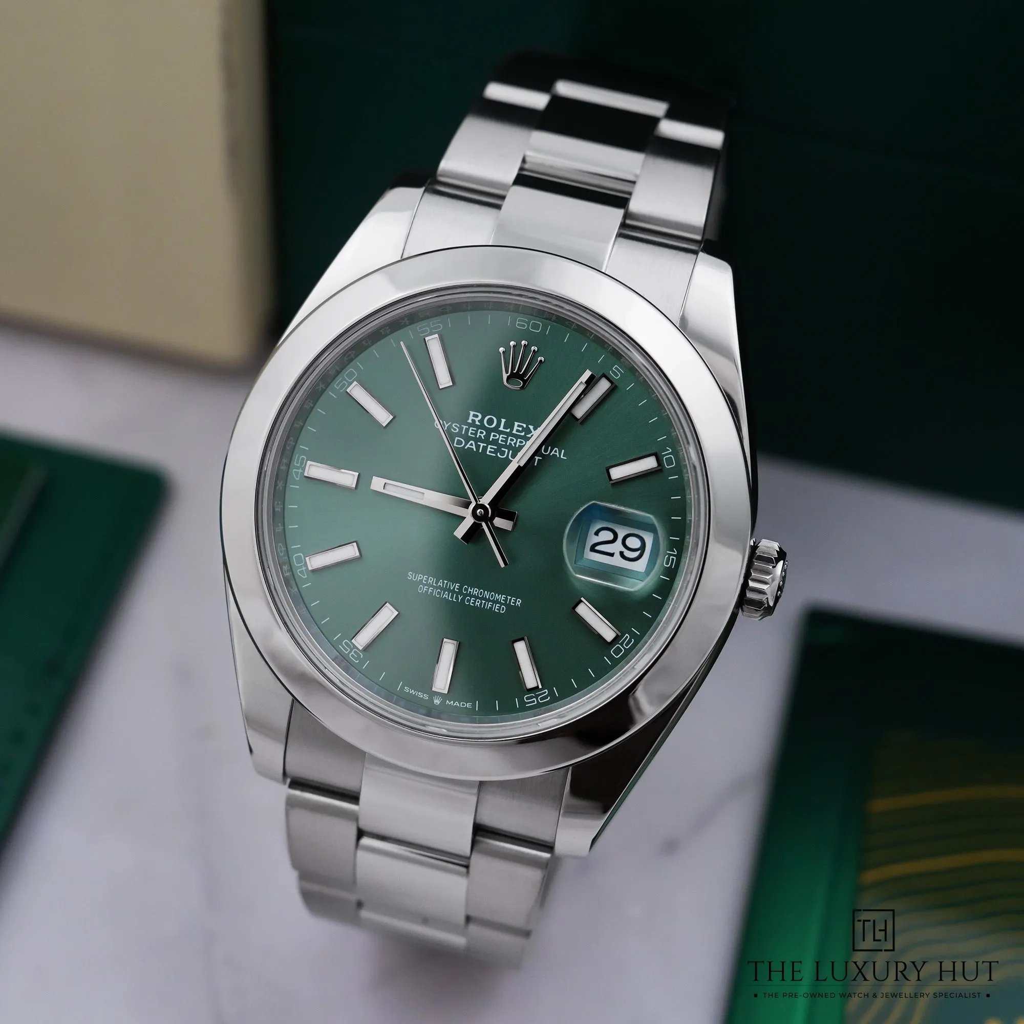 2026/06/264909aa-0fbf-4e4c-8a14-4b4830229825Rolex_Datejust_Steel_41_Mint_Green_Dial_53029-b.jpg.webp
