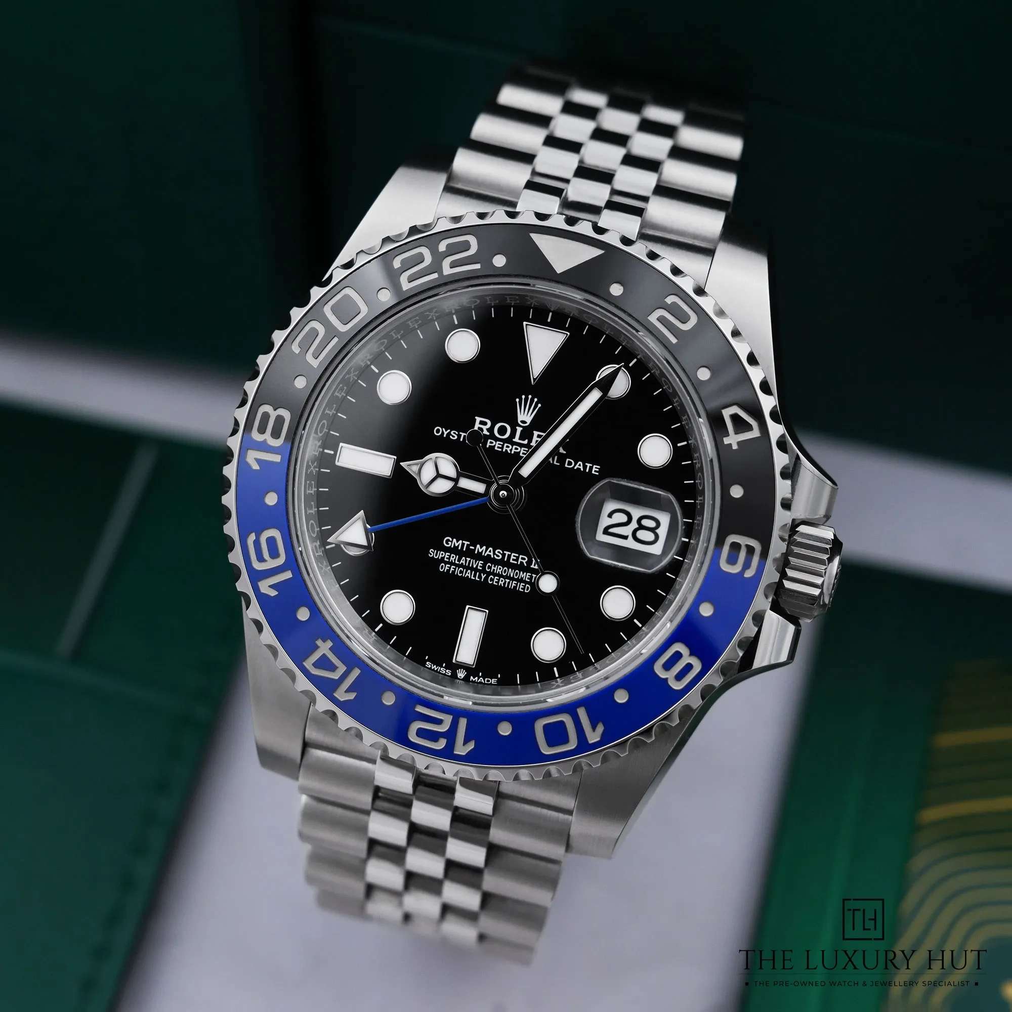2026/06/37c1cc5b-9f8f-4578-aa51-922d29ac8b95Rolex_GMT-Master_II_BATGIRL_40mm_Black_Dial_LB939-b.jpg.webp