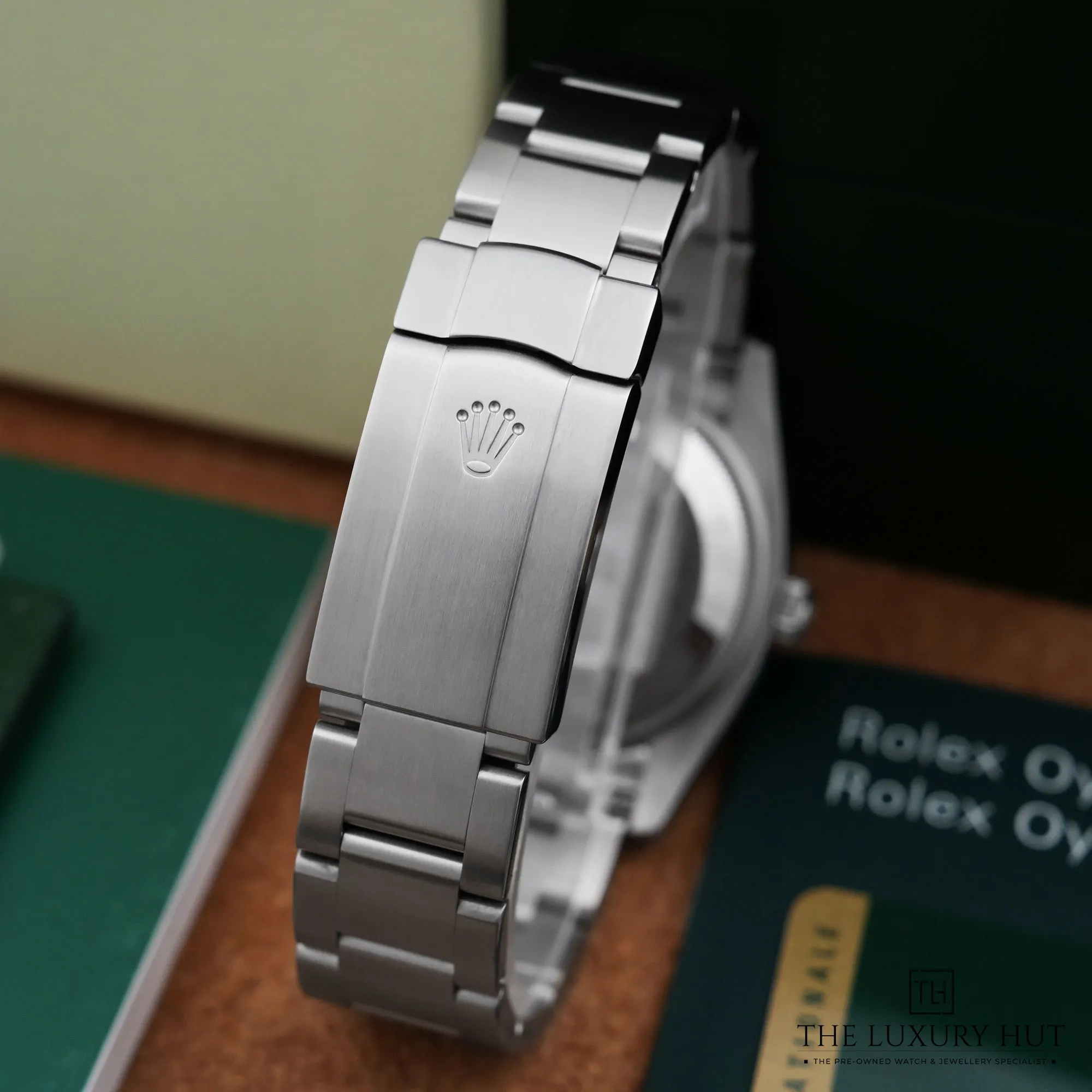 2026/06/3ac34865-c3c9-477a-85e5-4711c46d700cRolex_Air-King_34mm_Salmon_Pink_Dial_53131-e.jpg.webp