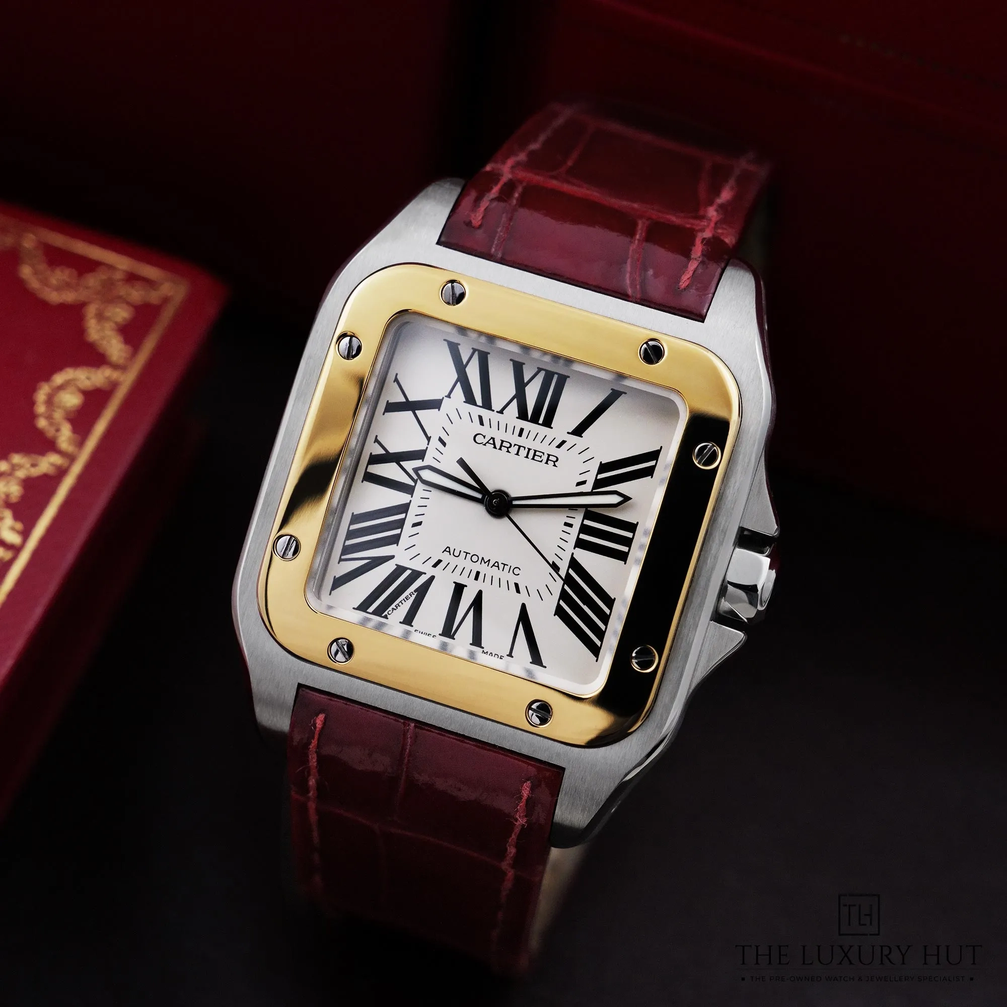 2026/06/3cb21971-7793-4db8-9b73-6bacbf1f49f4Cartier_Santos_100_XL_Steel_Gold_White_Dial_52901-b.jpg.webp