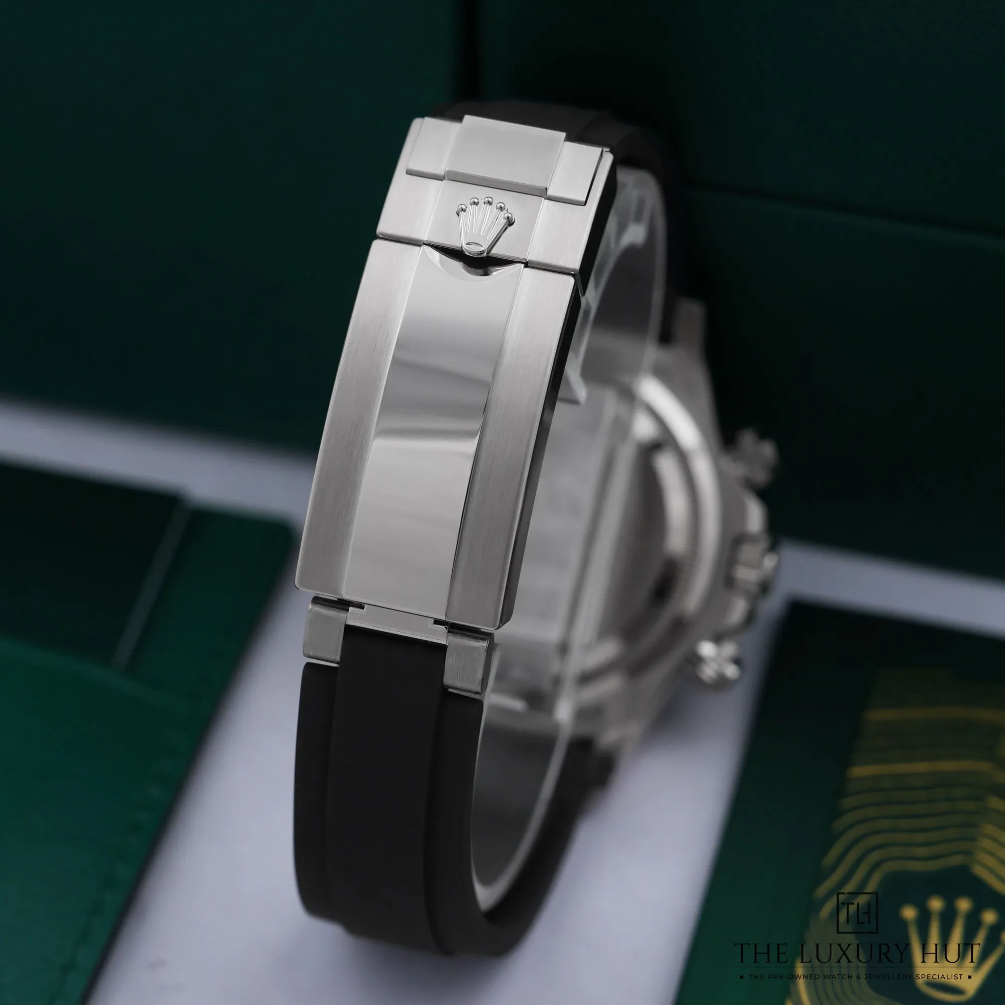 2026/06/4c2ee3b0-cbdd-4992-8595-6970756a0b68Rolex_Daytona_Ghost_White_Gold_Silver_Sunburst_Dial_53165-e.jpg.webp