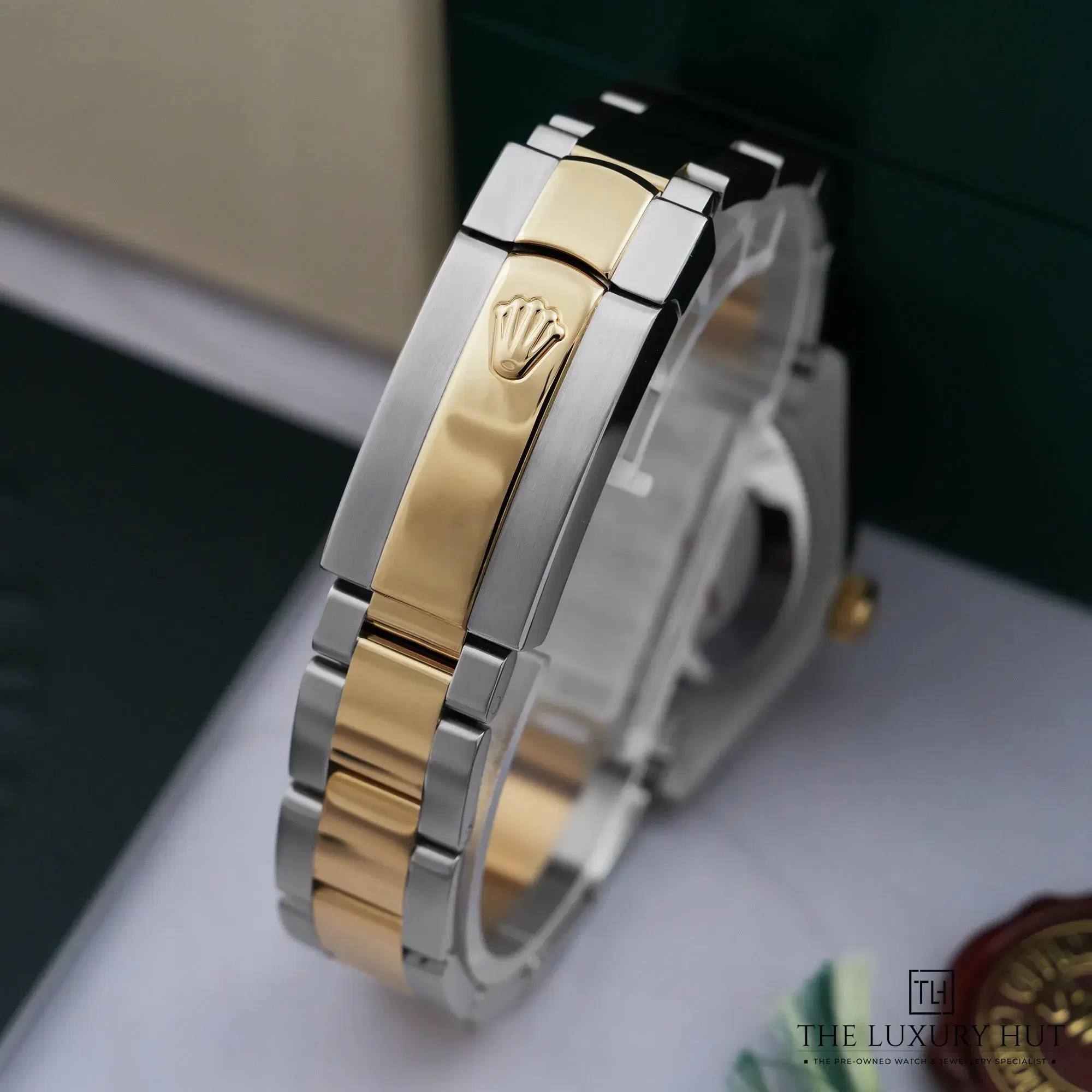 2026/06/4d6c408b-36ee-44a1-a7dc-acddc86bf2f5Rolex_Lady-Datejust_31_Steel_Yellow_Gold_White_Roman_52876-e.jpg.webp