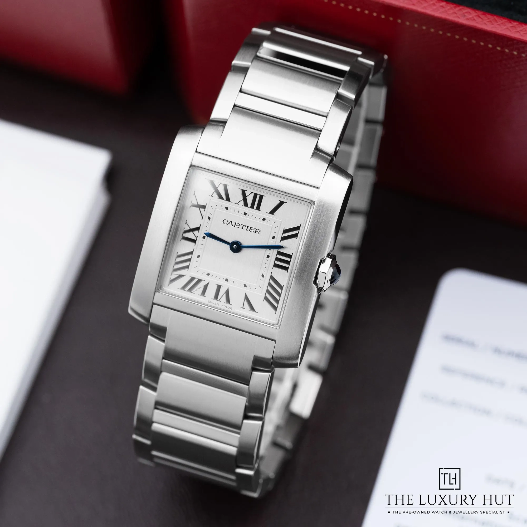2026/06/511b655b-5a67-403d-b13a-2806c0a76635Cartier_Tank_Française_Medium_Steel_Silver_Roman_LB926-b.jpg.webp