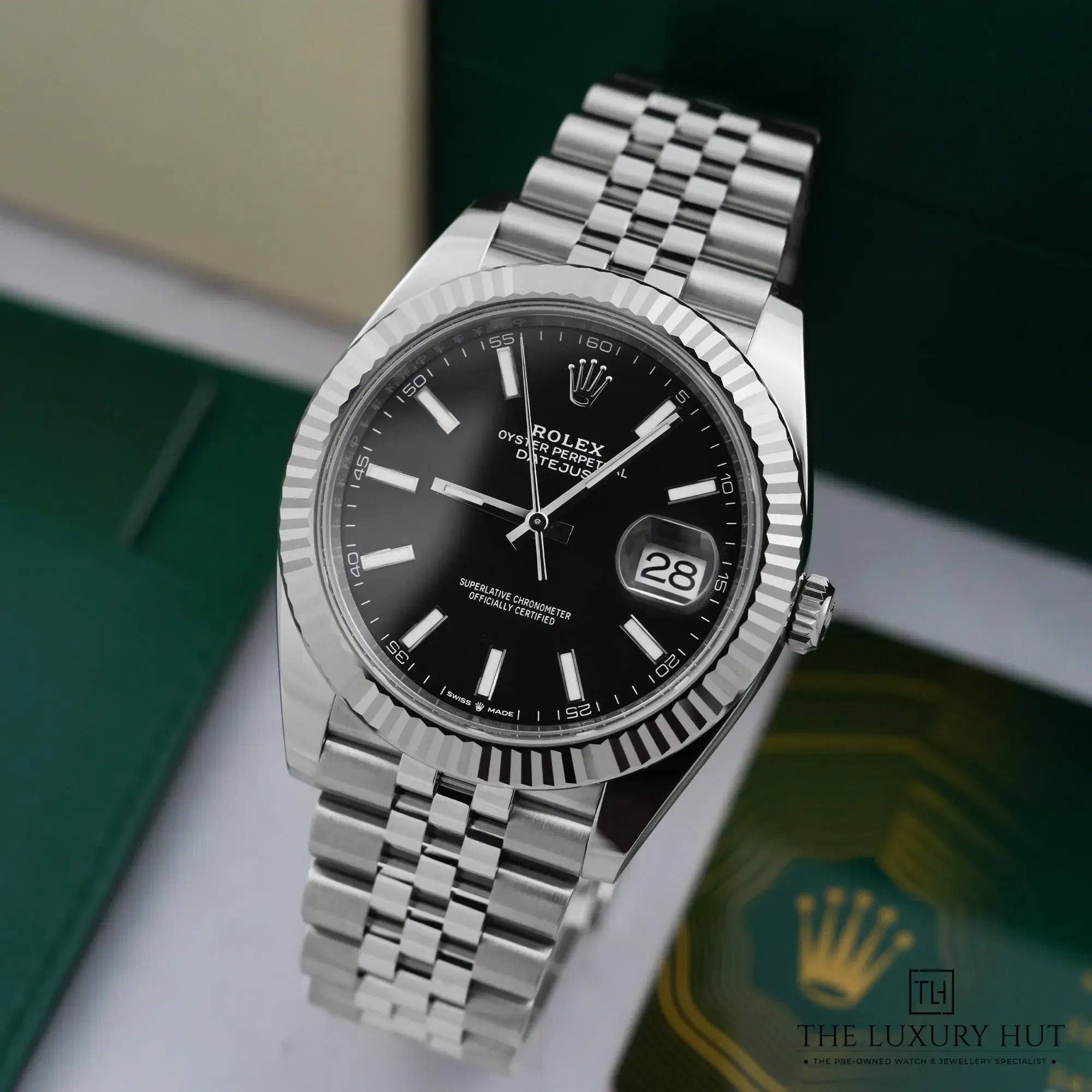 2026/06/55c6649a-cc2a-4230-b67a-722dec1cce93Rolex_Datejust_41_Steel_White_Gold_Black_Dial_53034-b.jpg.webp